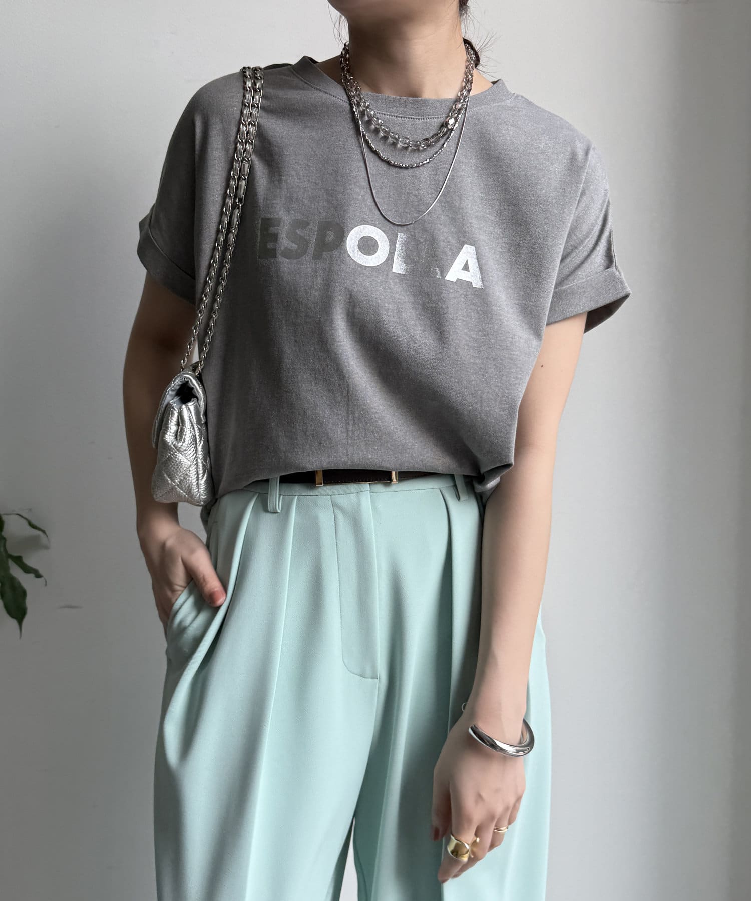 DOUDOU(ドゥドゥ) 【WEB限定】 箔プリントロールアップTEE