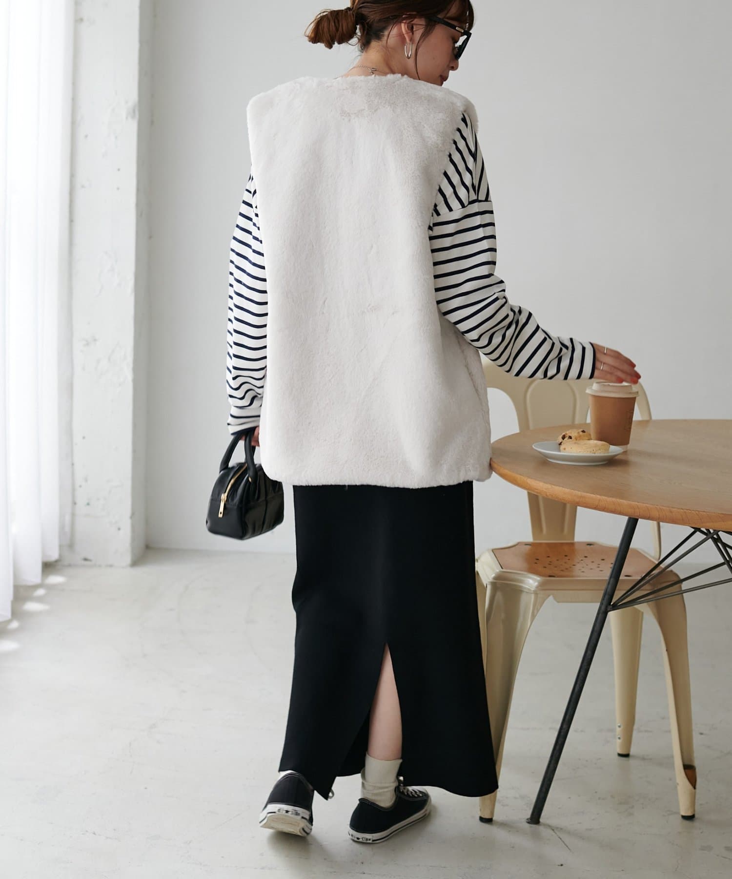 DISCOAT(ディスコート) 【WEB限定】フェイクファーロングベスト