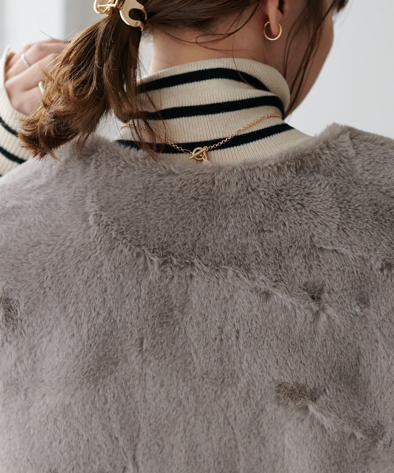 DISCOAT(ディスコート) 【WEB限定】フェイクファーロングベスト