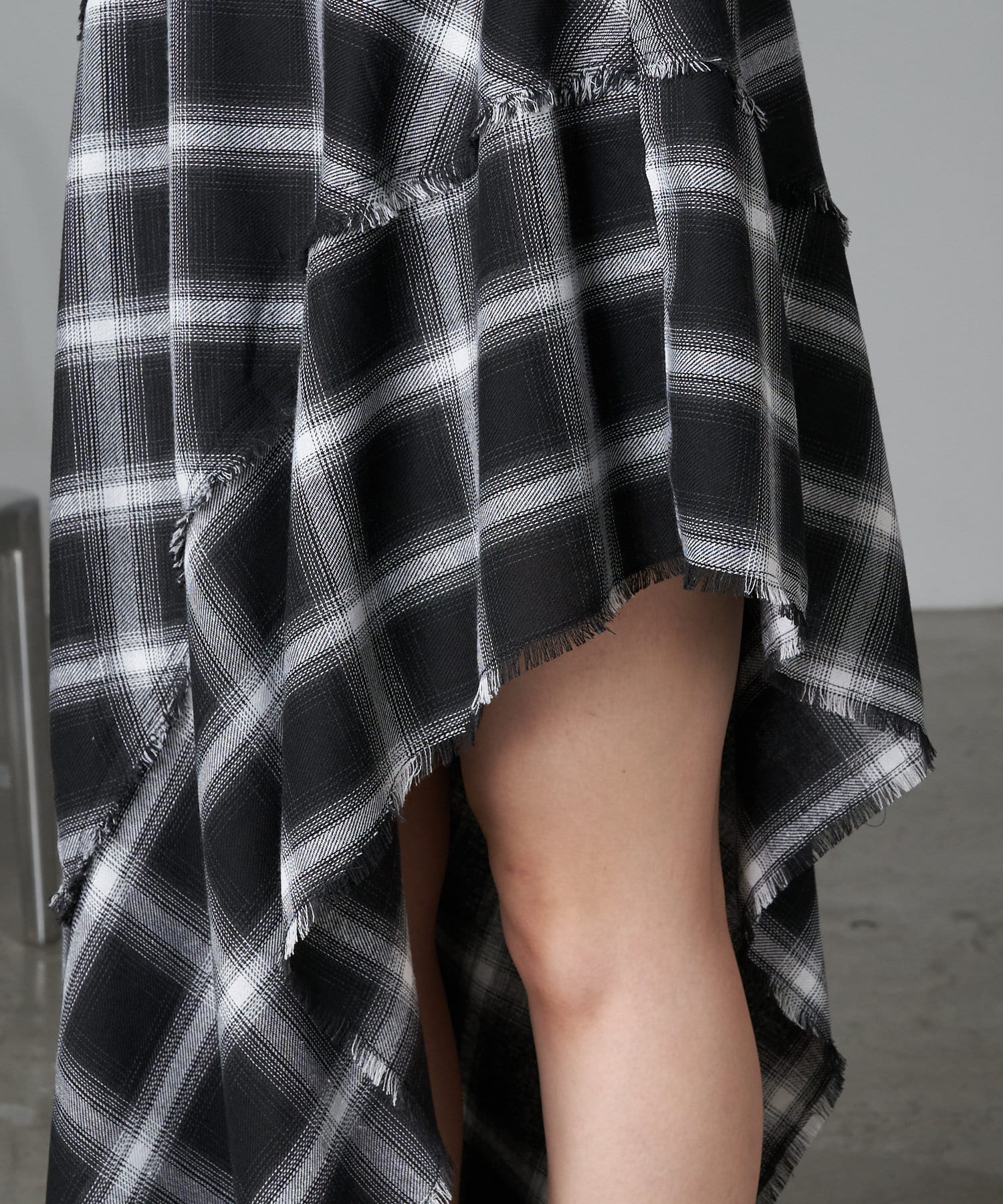 OUTLET(アウトレット) 【RAY CASSIN】チェックアシメスカート