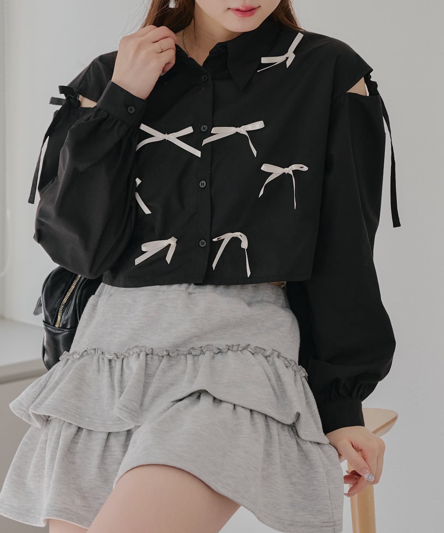 NICE CLAUP / OLIVE des OLIVE OUTLET(ナイスクラップ  / オリーブ デ オリーブ アウトレット) 【RMAF】【MARCHES】肩あきリボン短丈シャツ