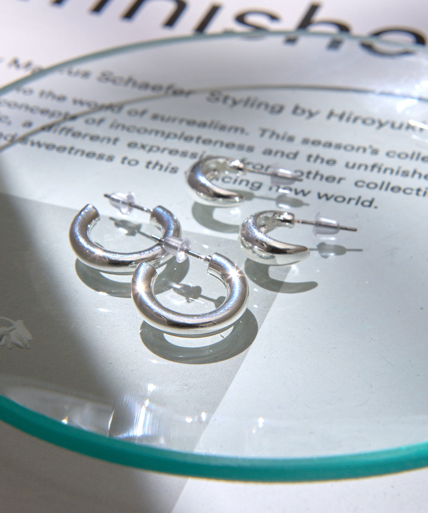 Lattice(ラティス) 【ホワイトメタル】ミニフープピアス