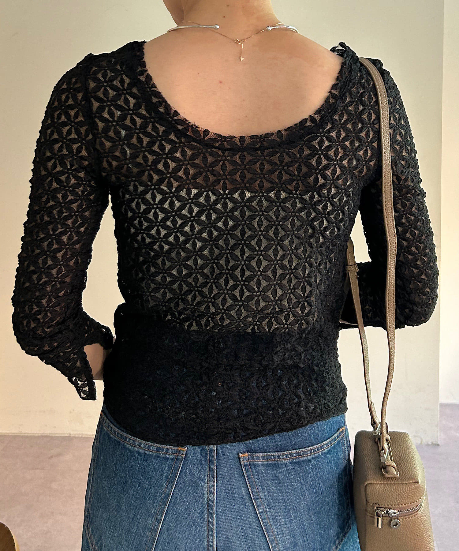 OUTLET(アウトレット) 【SHENERY】バックシャンレースカットソー