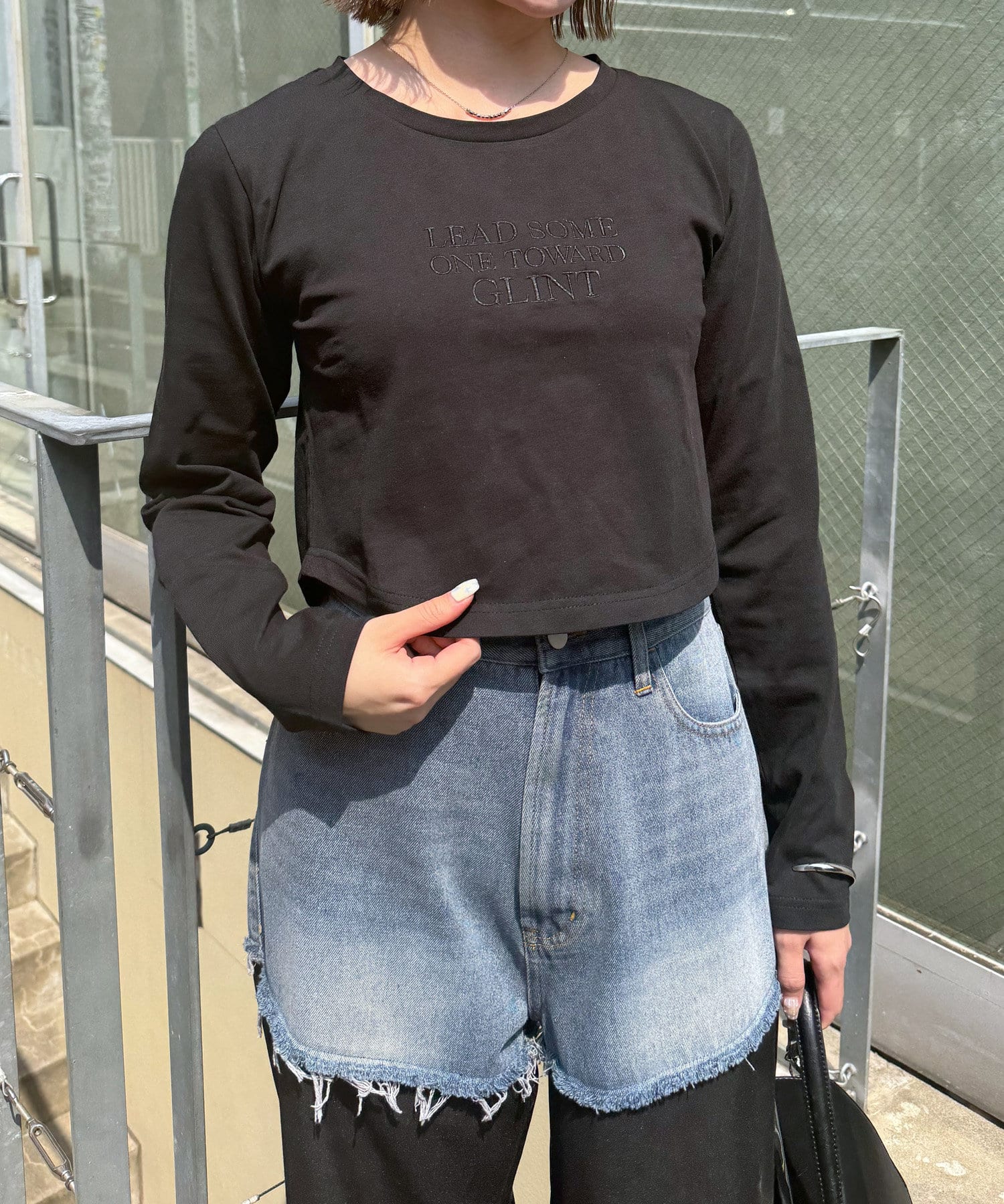 mline(エムライン) [mline]ロゴ刺繍ロングTシャツ