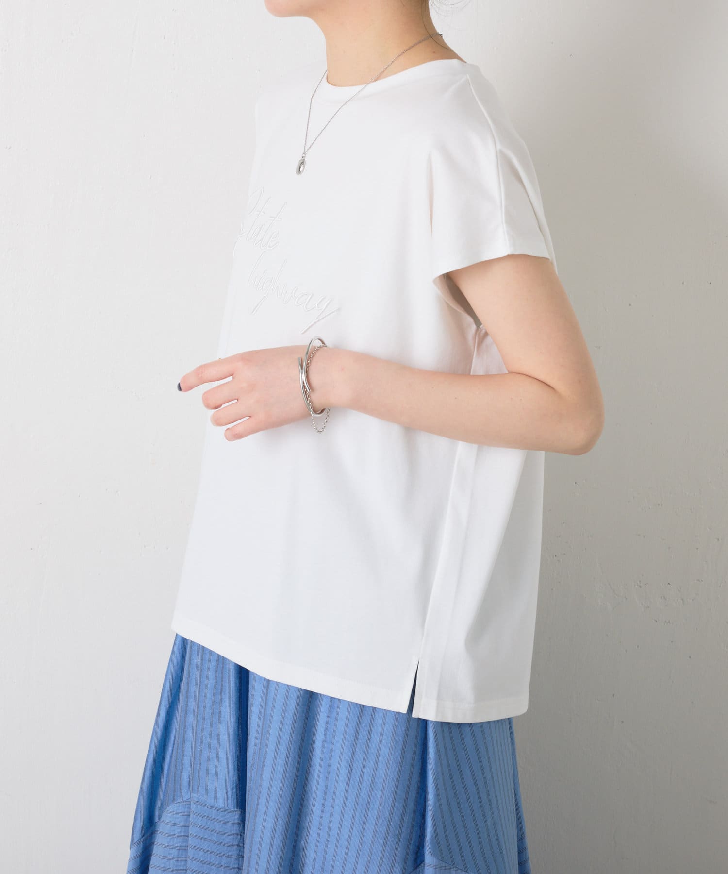 tシャツ モール刺繍フレンチTシャツ レディース キレイめTシャツ】モール刺繍フレンチTシャツ | COLLAGE