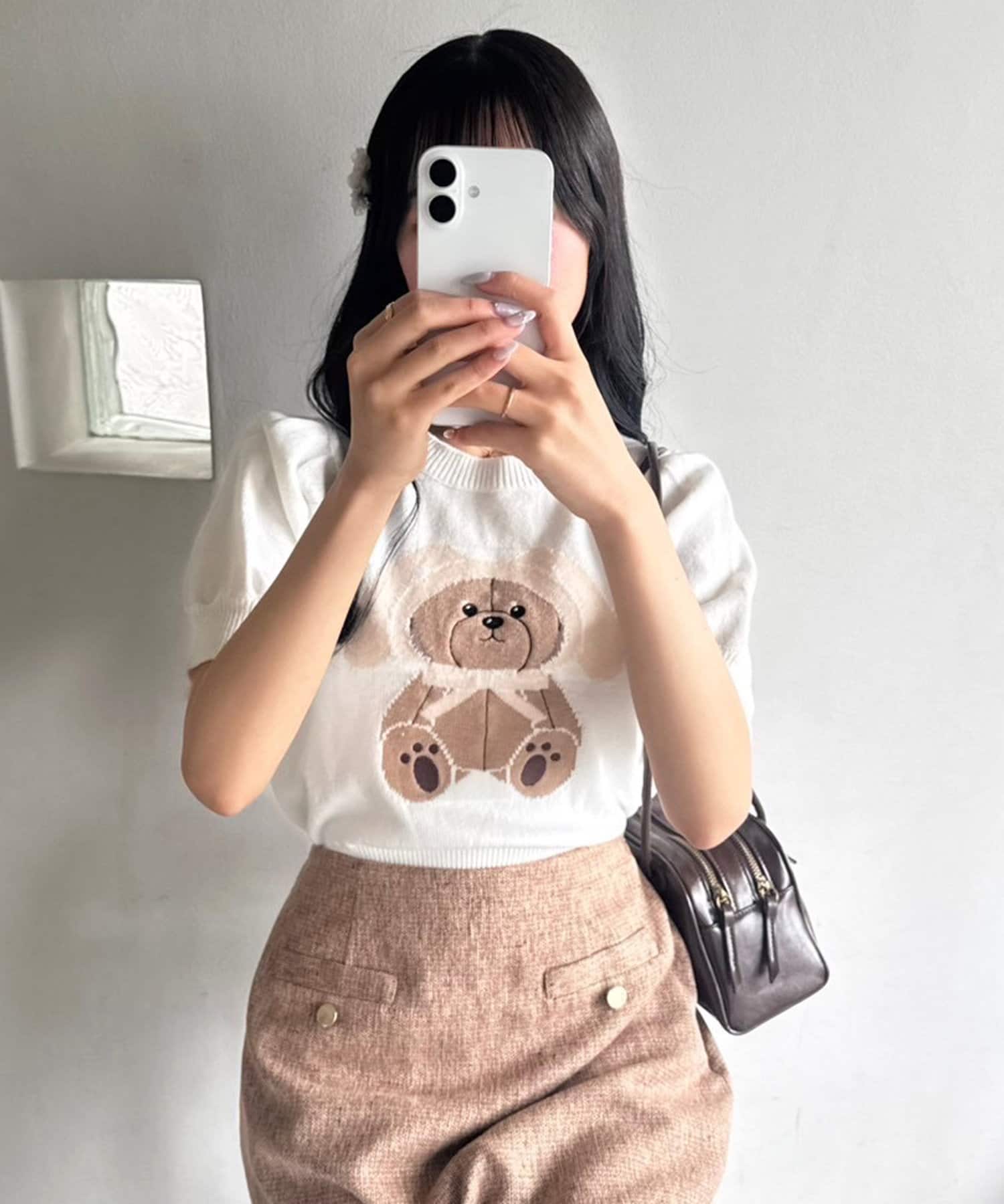 ~NICECLAUP 2025 Early spring Collection~大人気だったアソートニットが半袖になって登場！ゆったりした身幅に、たっぷりのボリュームスリーブがポイントのニット。カラー