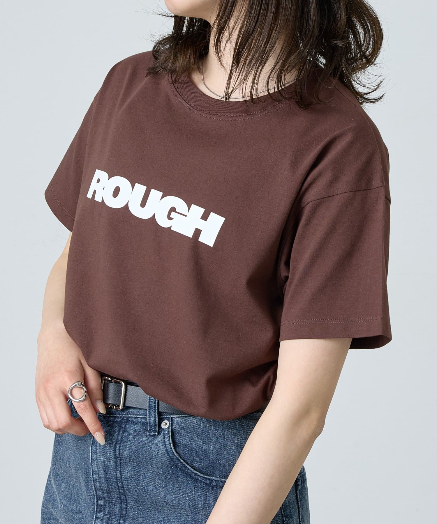 COLONY 2139(コロニー トゥーワンスリーナイン) ROUGHプリントTシャツ