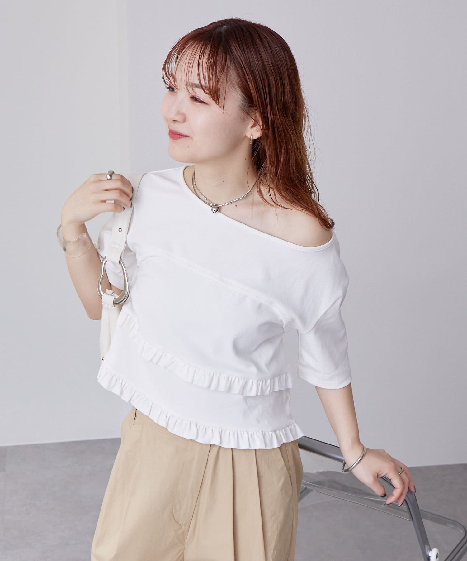 ホワイト フリル付き Tシャツ ZARA - ザラ フリル付きリブ編みTシャツ ホワイト Mの通販 by