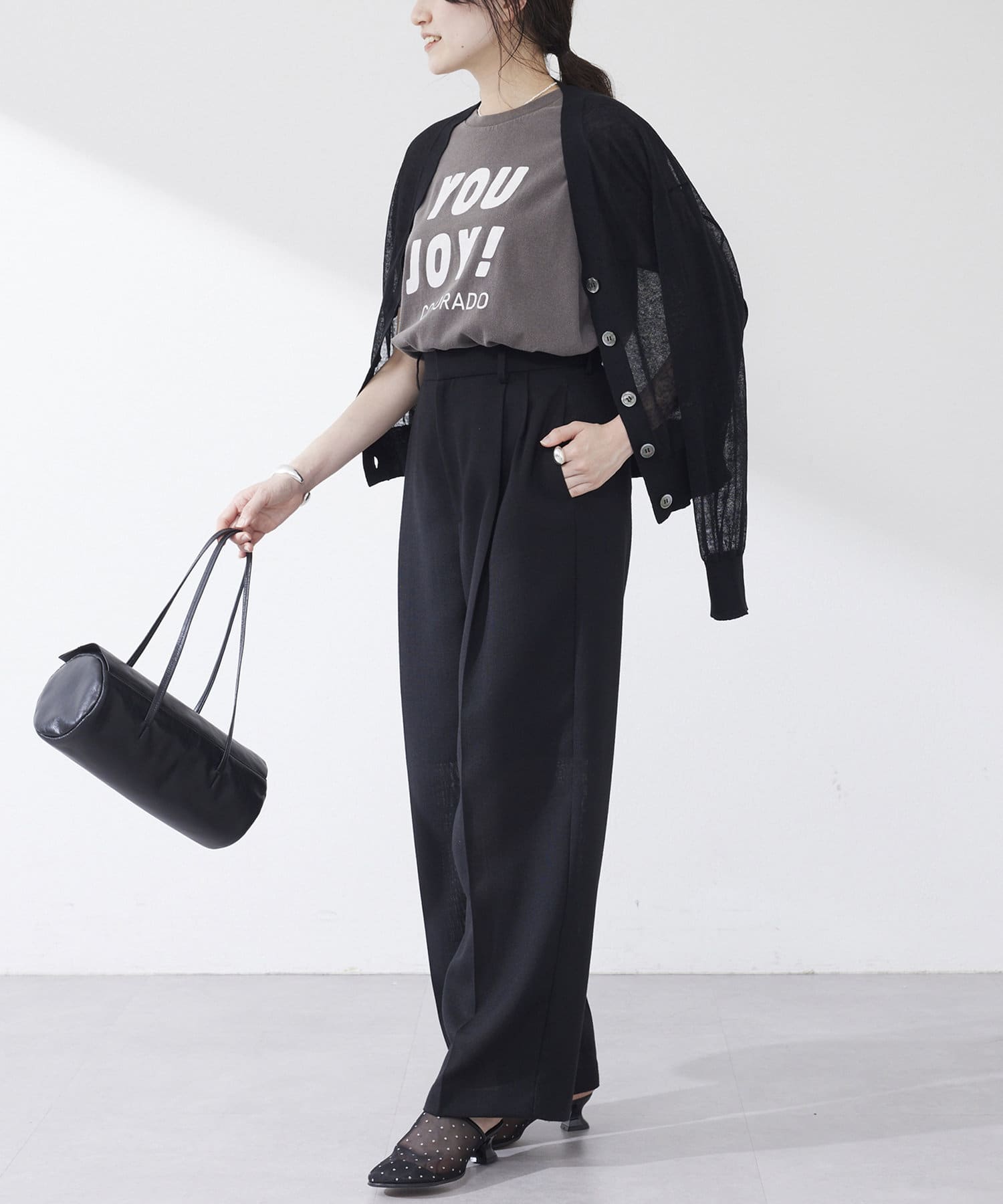 Whim Gazette(ウィム ガゼット) ロゴTシャツ