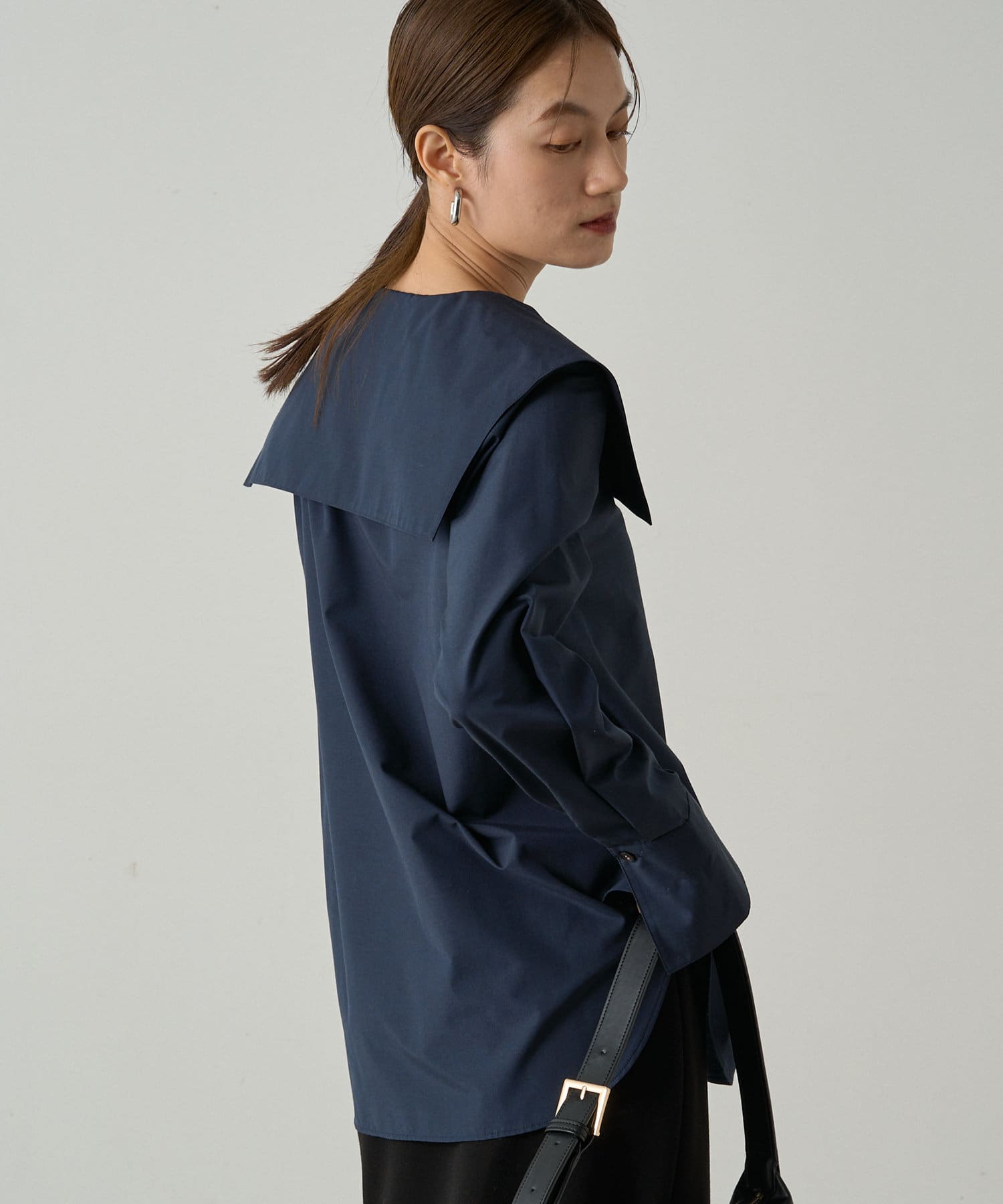 OUTLET(アウトレット) 【Loungedress】ボウタイカラーブラウス