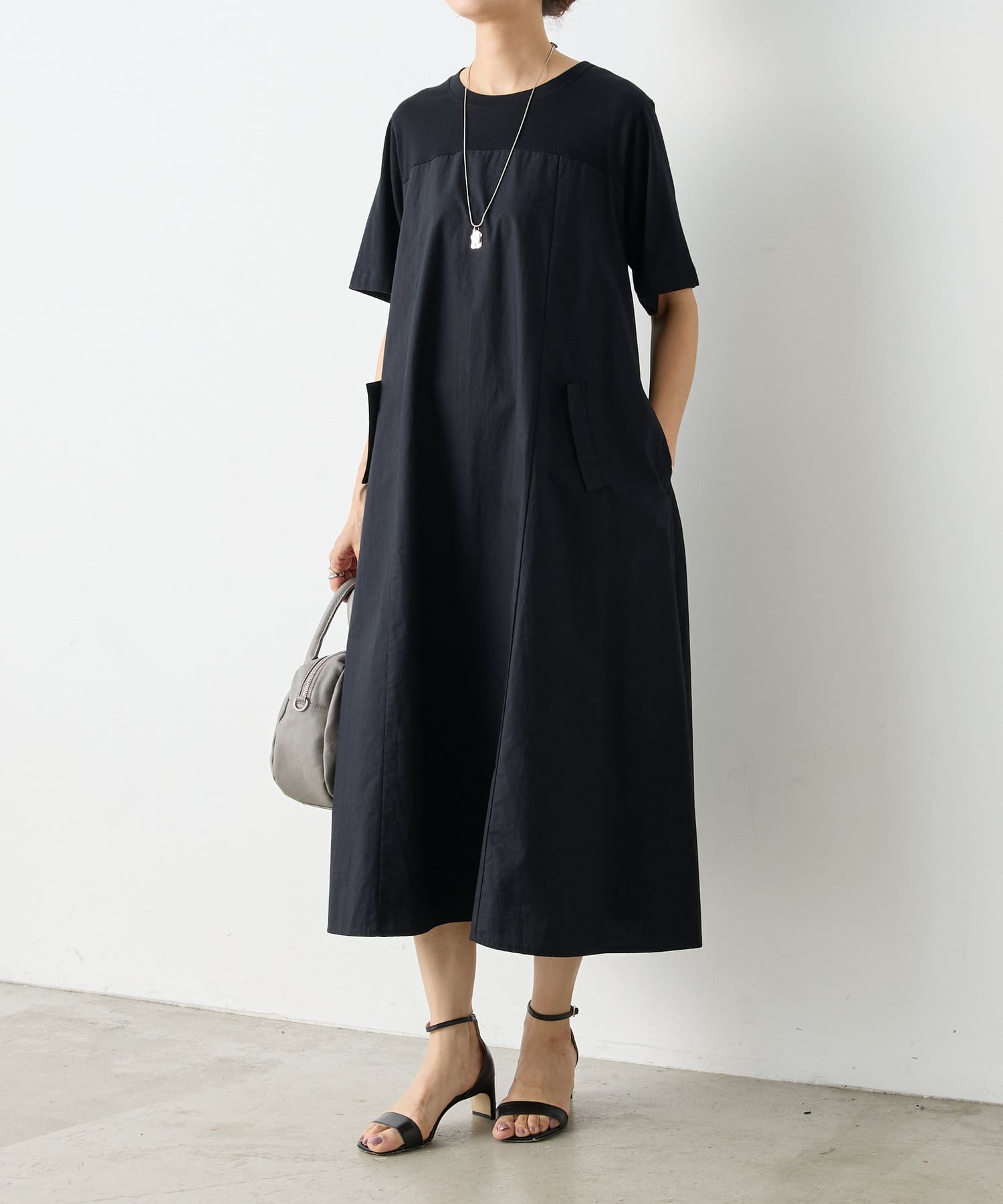 今 話題 の 人気 商品 カットコンビフレアワンピース BEARDSLEY(ビアズリー | ワンピース