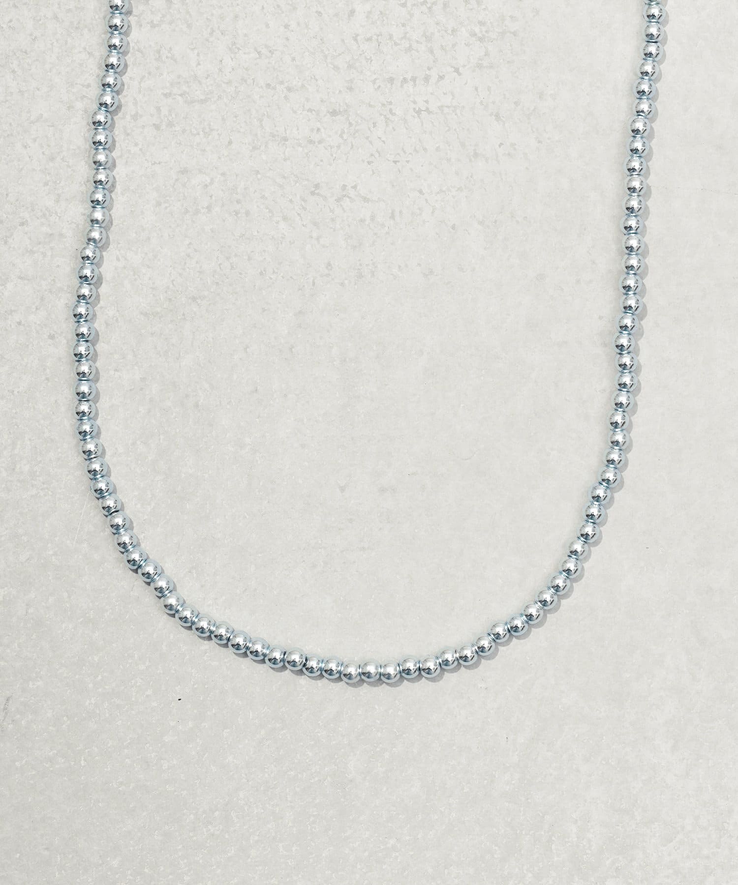 3COINS(スリーコインズ) カラーボールネックレス