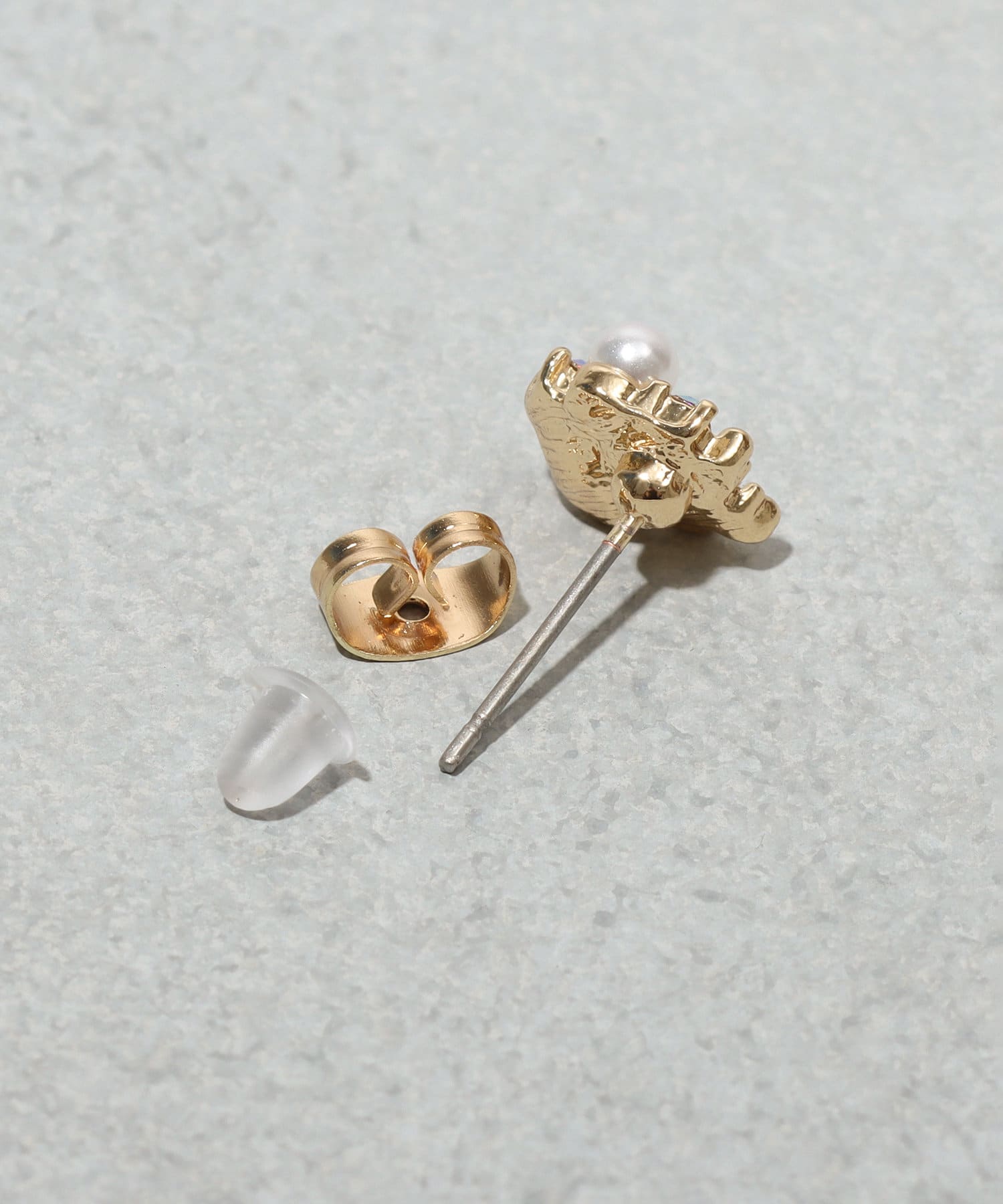 3COINS(スリーコインズ) ミニビジューピアス