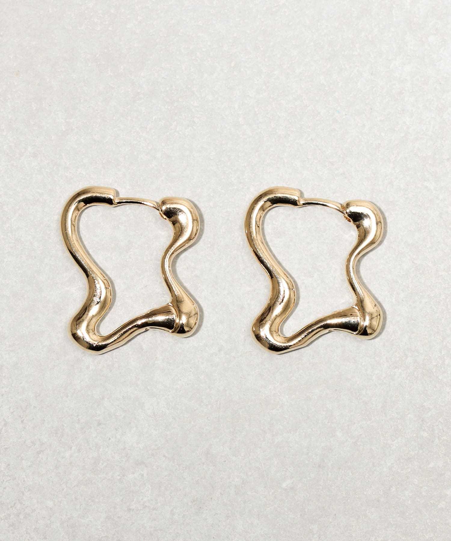 3COINS(スリーコインズ) ナミデザインメタルワンタッチピアス