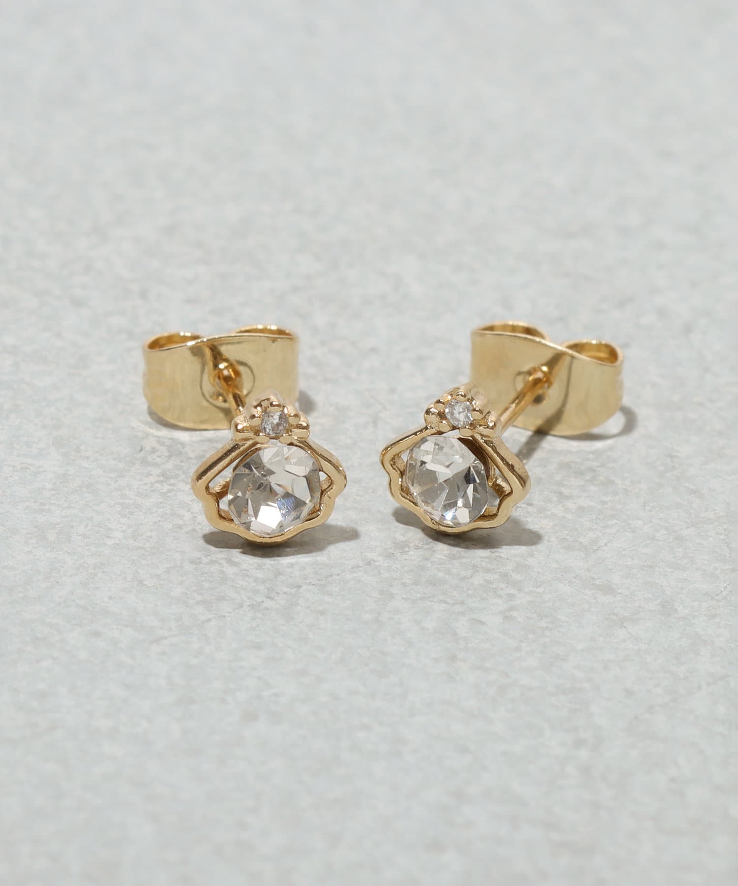 3COINS(スリーコインズ) ミニシェルピアス