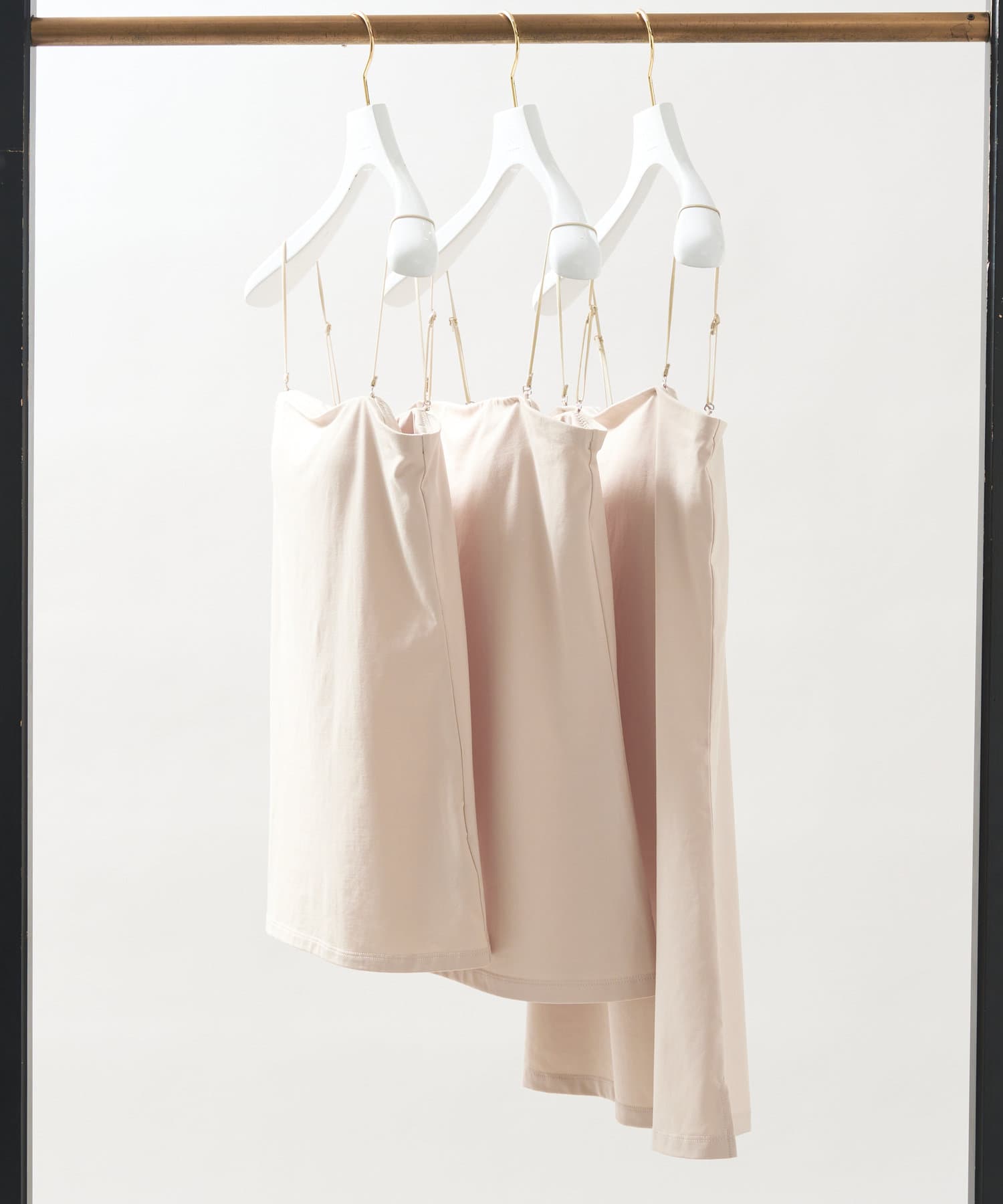 La boutique BonBon(ラブティックボンボン) 【人気スタッフmiki監修】2WAYペチカップキャミ/ロング丈