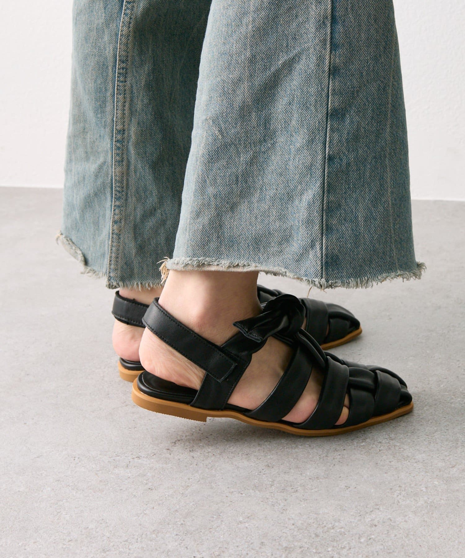 S・M・Lのサイズ展開》リボングルカサンダル【SUM1 STYLE(スミ