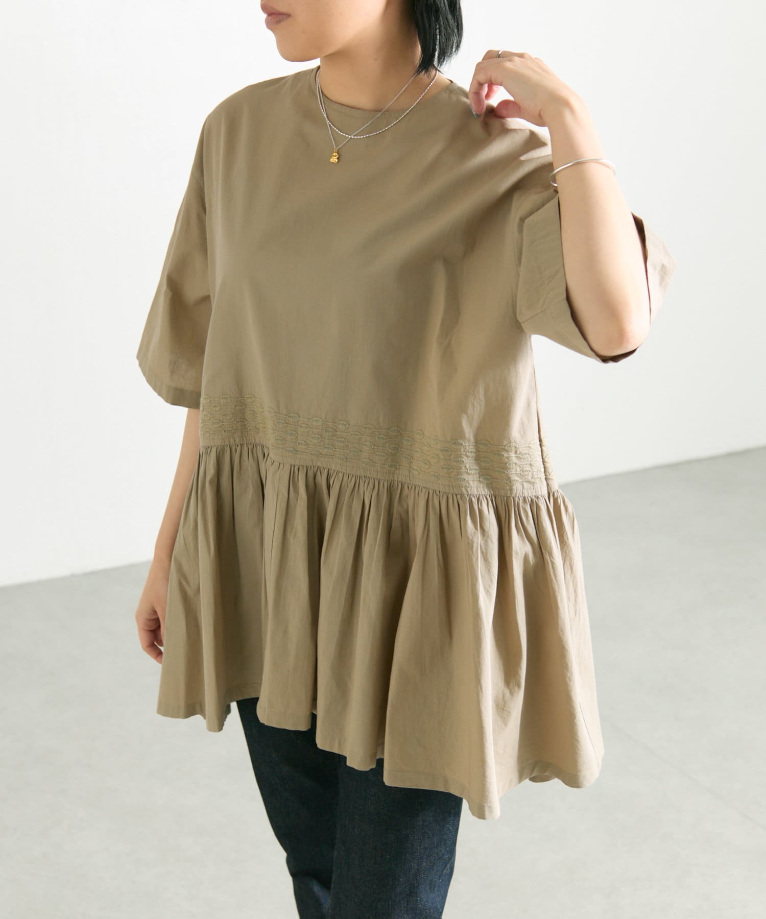ear PAPILLONNER(イア パピヨネ) 【ANGE IN DISGUISE(アンジ イン ディスガイズ)】チュニックブラウス/Tunic Blouse