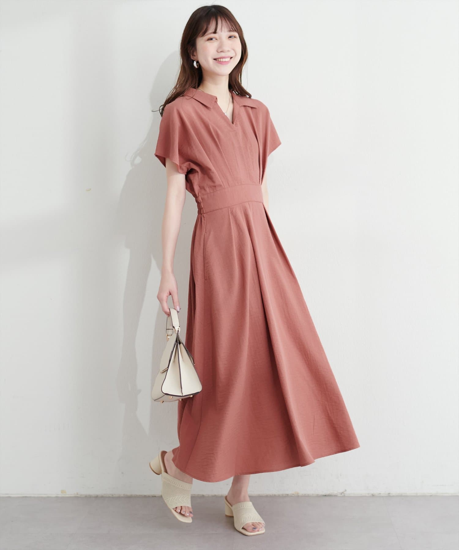 natural couture(ナチュラルクチュール) 【大人気リバイバル】涼しげスキッパー衿お上品ワンピース
