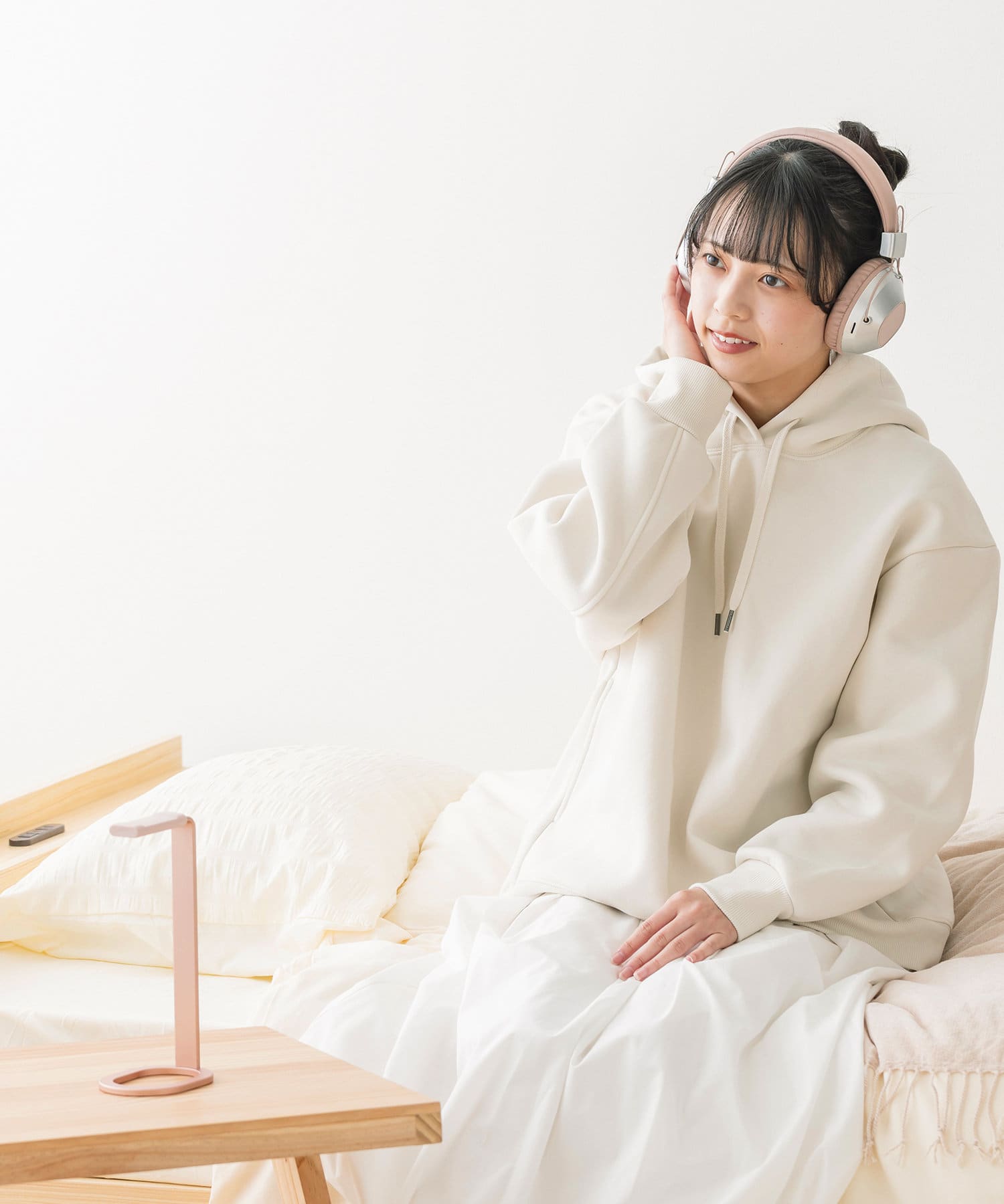 3COINS(スリーコインズ) ヘッドホンスタンド