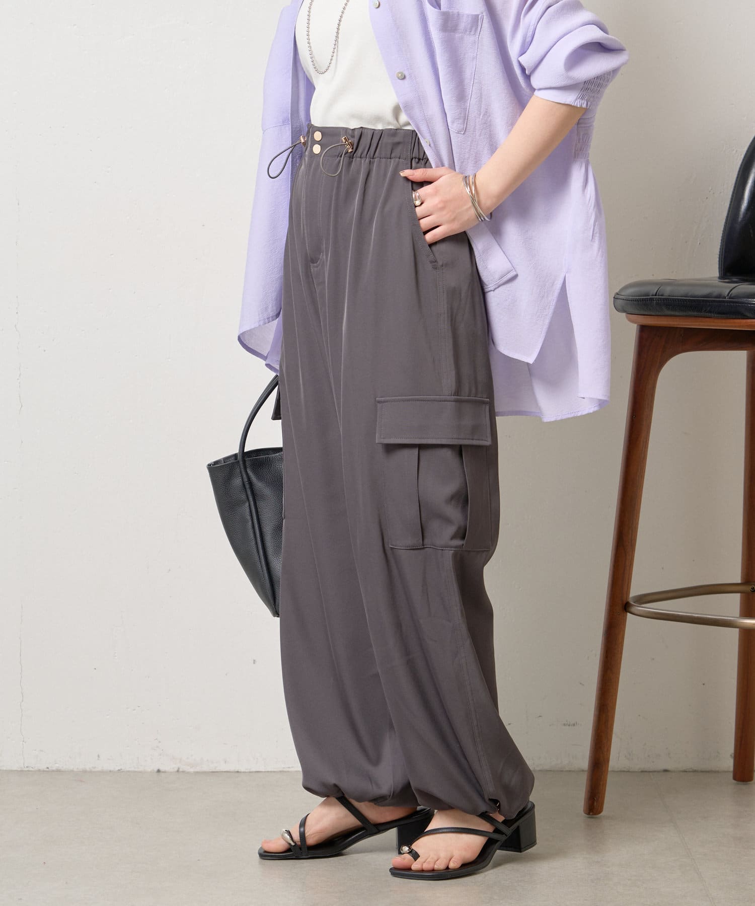 Jena　espace merveilleux(ジェナ　エスパスメルヴェイユ) トロミパラシュートパンツ