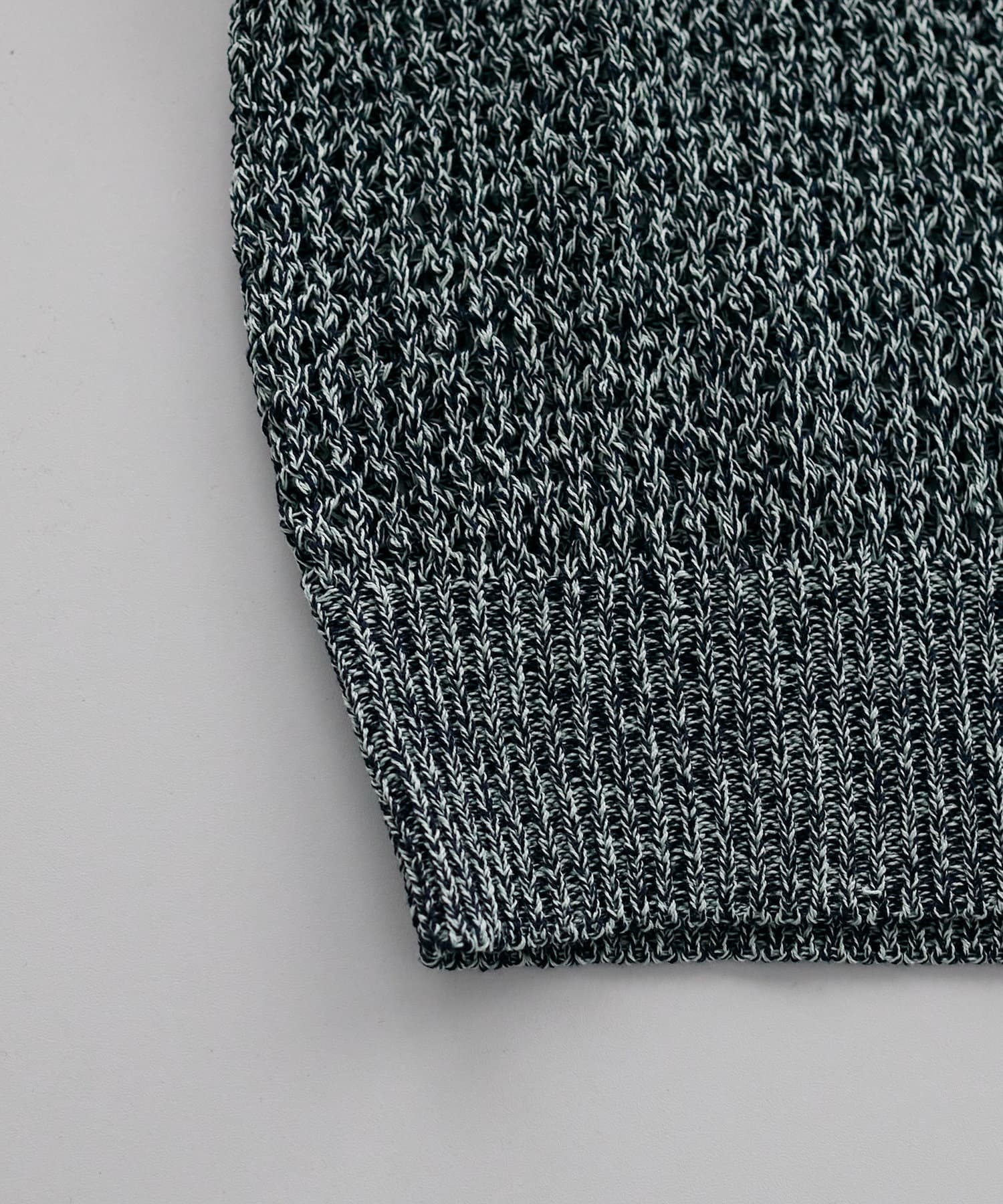 DISCOAT(ディスコート) 【WEB限定】コード刺繍ロゴプルオーバー