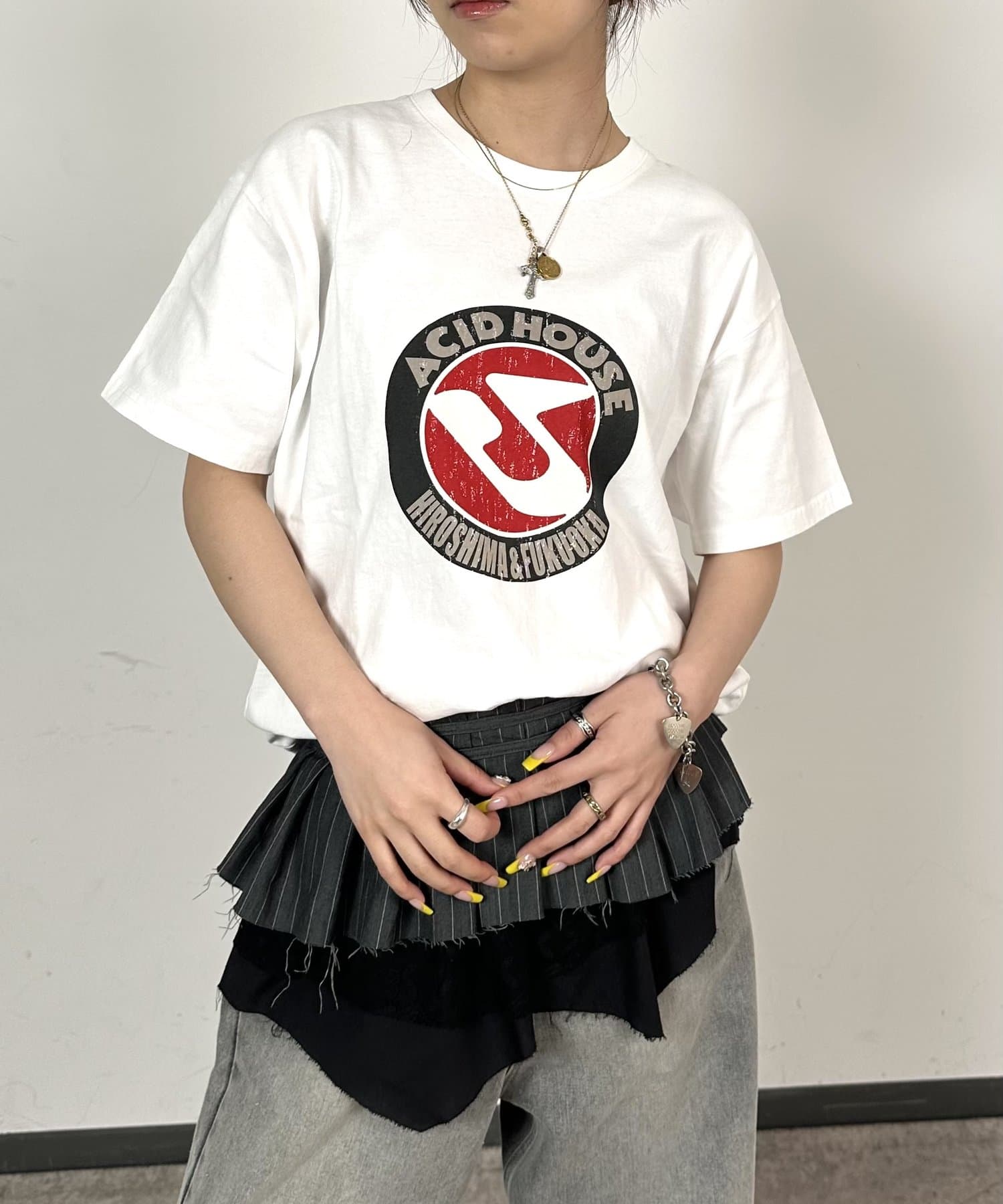 新店【広島、福岡ソラリア】パルクローゼット限定！サークルロゴが可愛いTEE★■デザイン・フロントのロゴがポイントになった限定Tシャツ。・ホワイトとチャコールの2色展開で、使いやすいカラーリング◎・M.