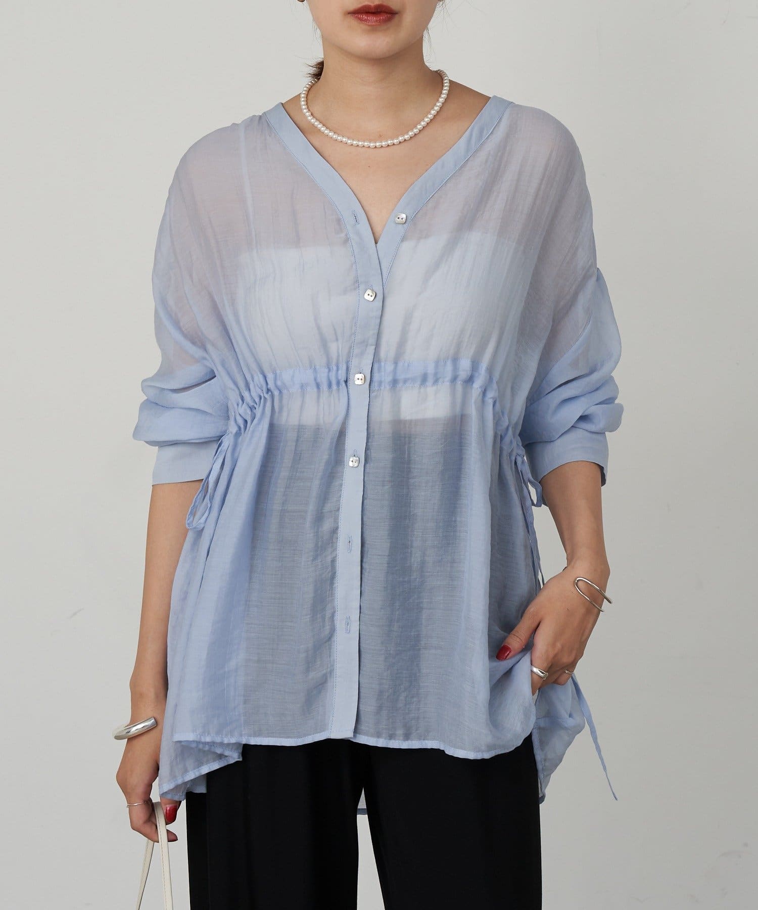 美品近年モデル❇︎シーナリー シアーペプラムブラウス 24SS