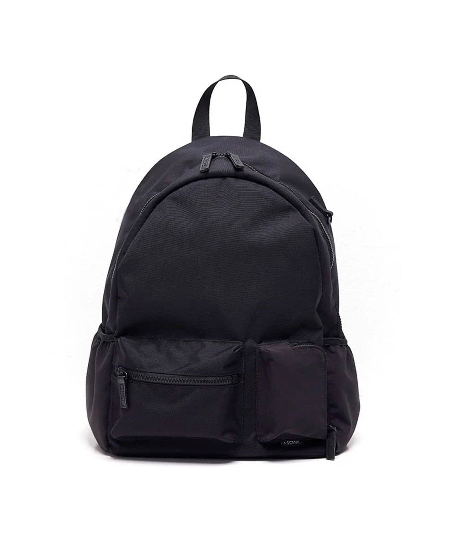 NO.AS04_007A SCENE初となるバックパックが登場。同シリーズのスマホケース"B & C Pocket multi case"と同素材のポリエステルを使用し、統