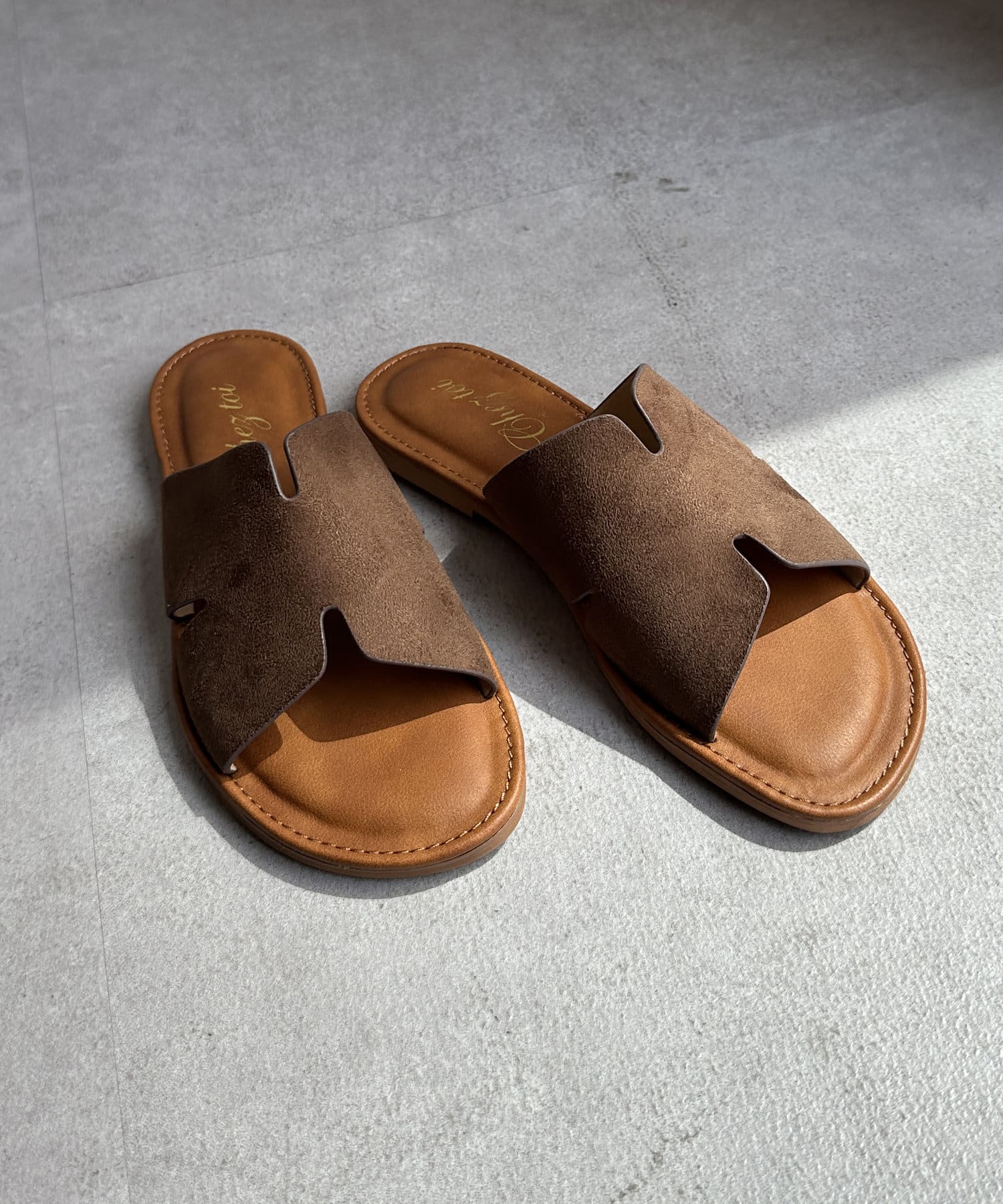 Chez toi(シェトワ) フリットフラットサンダル