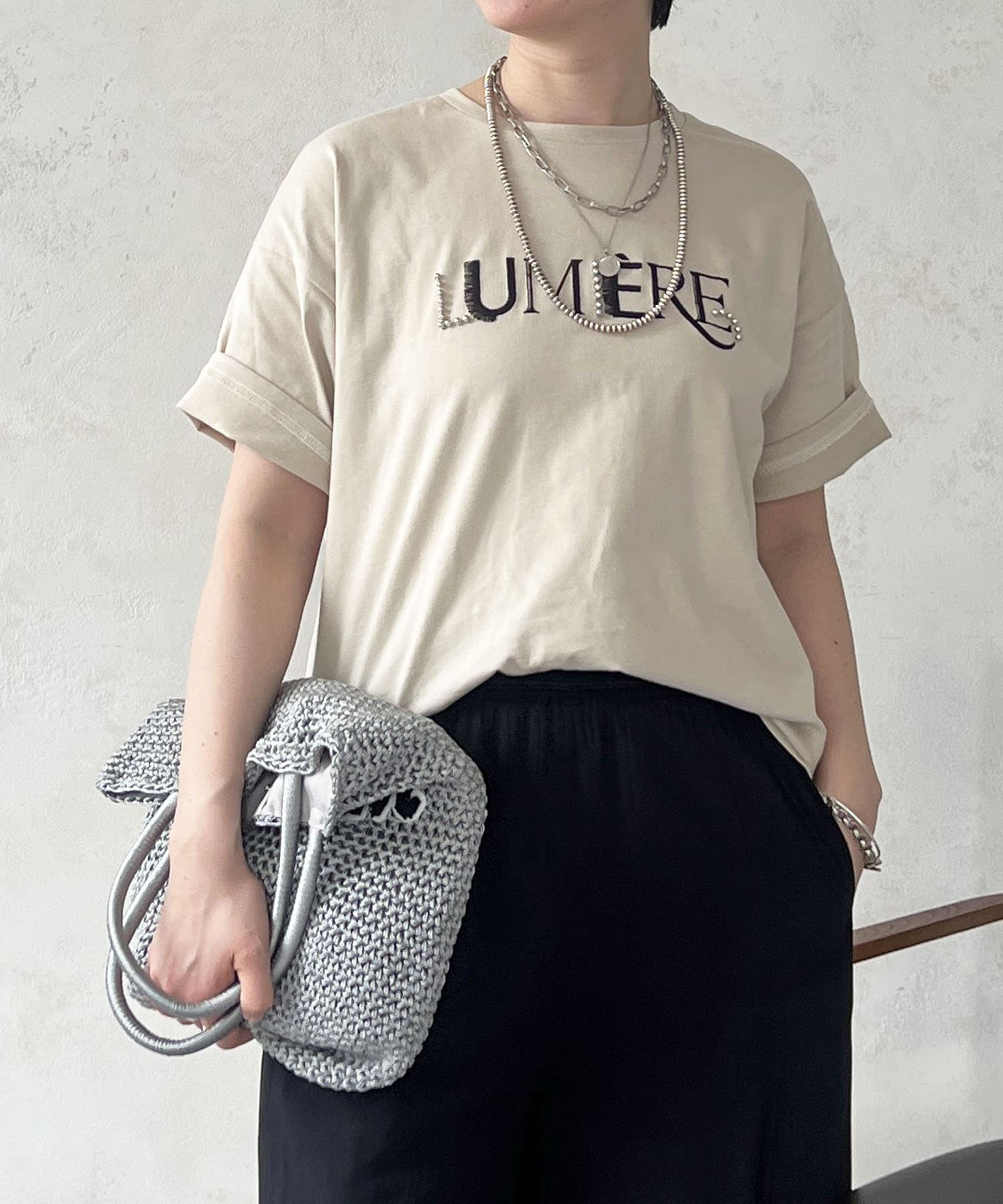 Croisiere(クロジエール) スタッズ刺繍TEE