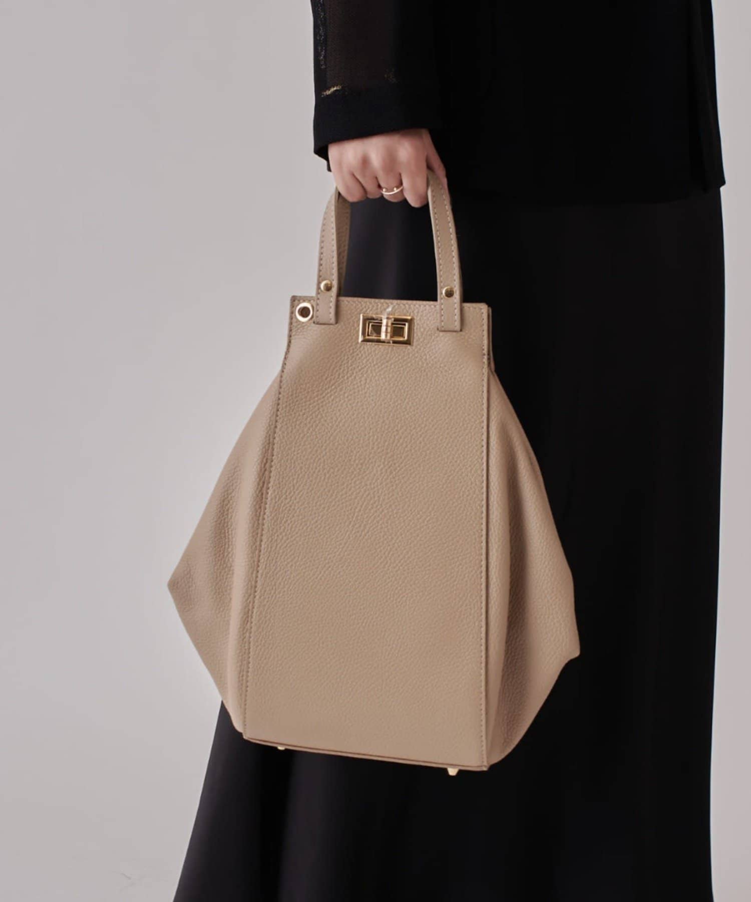Lui's(ルイス) MILLELA FIRENZE スフィアハンドバッグ