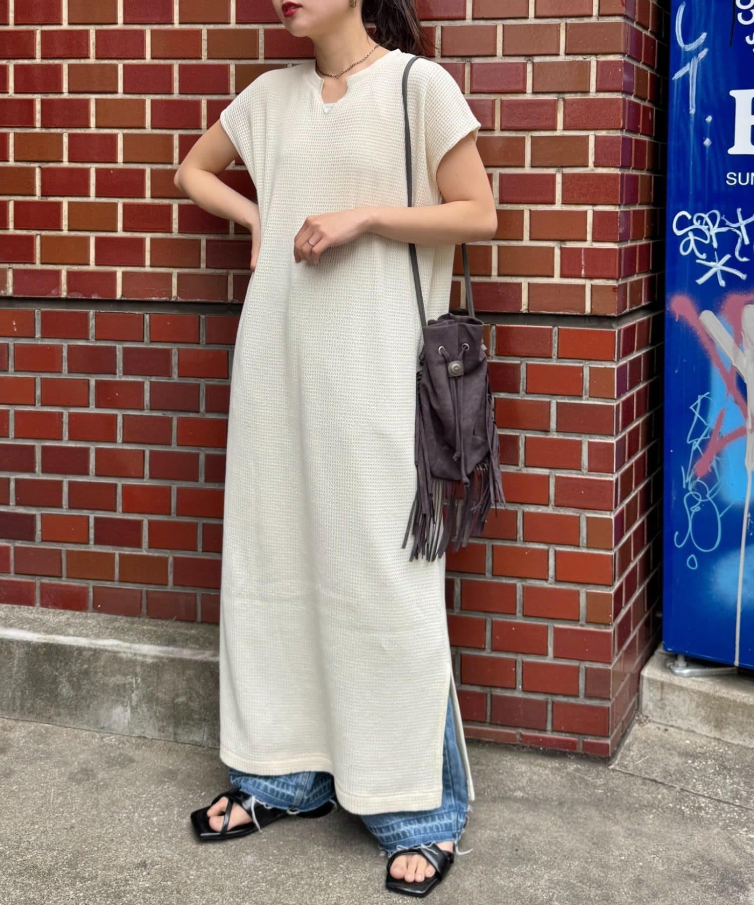 【WEB限定】TYPYで大人気だったワンピースがリバイバル！！"楽ちん×大人かわいい"が叶うワッフルワンピ■デザインすとんとしたIラインシルエットが女性らしい印象に。スキッパーデザ