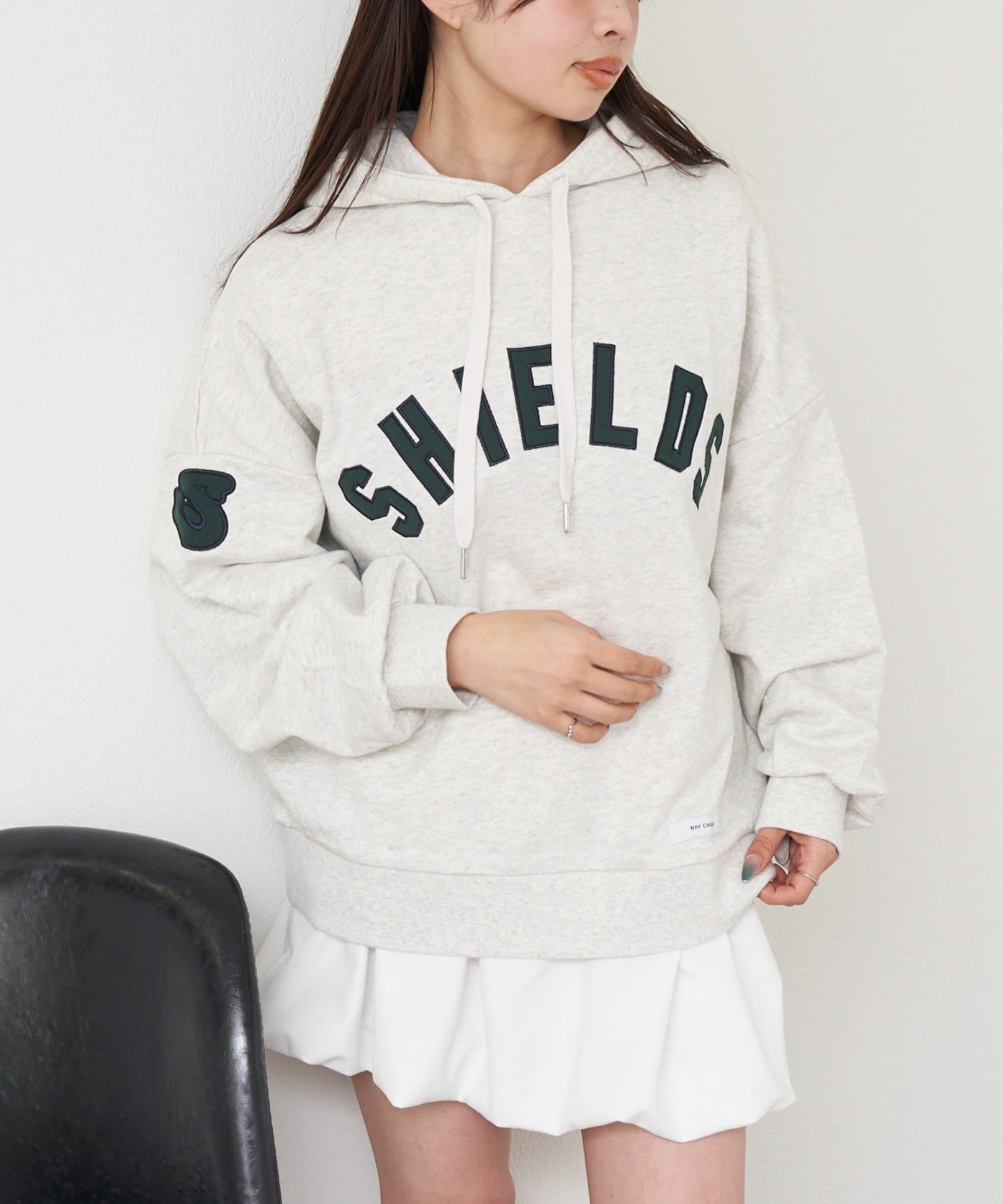 OUTLET(アウトレット) 【RAY CASSIN】フード配色パーカー