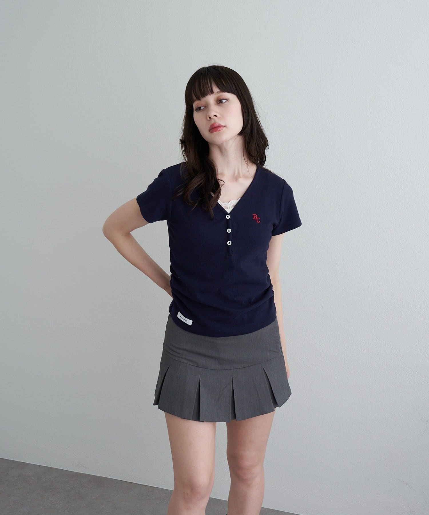 RAY CASSIN Vネックヘンリー胸刺繍半袖Tシャツ WEB限定/お気に入り登録2.6万人】Vネックヘンリー胸刺繍半袖T
