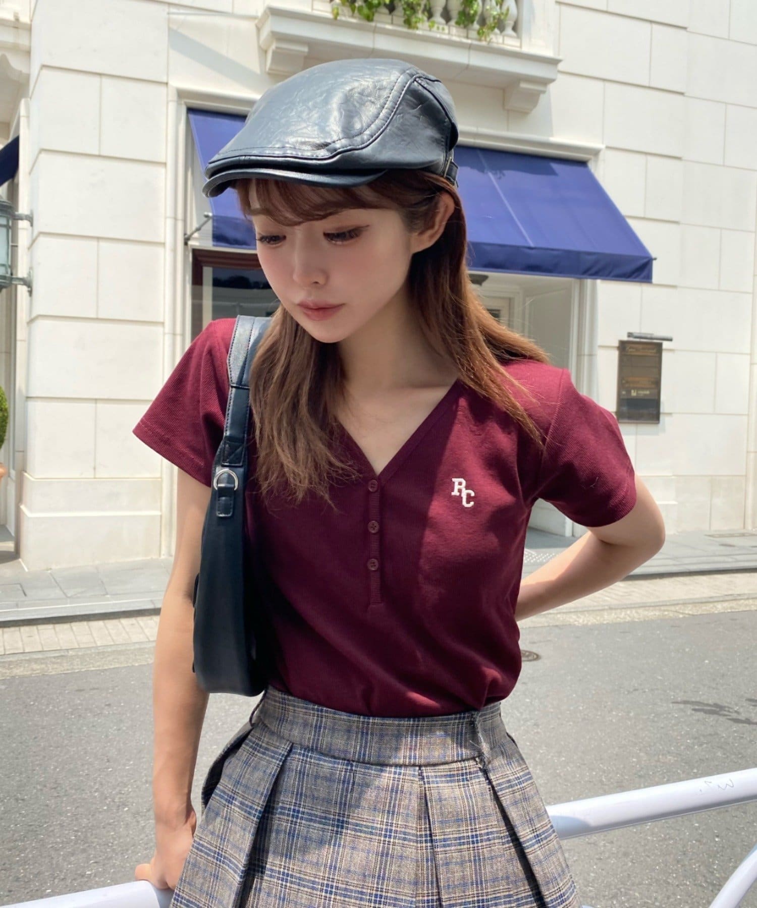 大人気のトップス、Vネックヘンリー胸刺繍ロンTに半袖が登場！！▶今季注目の『ピンク』が加わりましたVネックヘンリー胸刺繍ロンTはこちらをクリック◎ー 商品コメント ー・カジュアルスタイルに取り入れたい