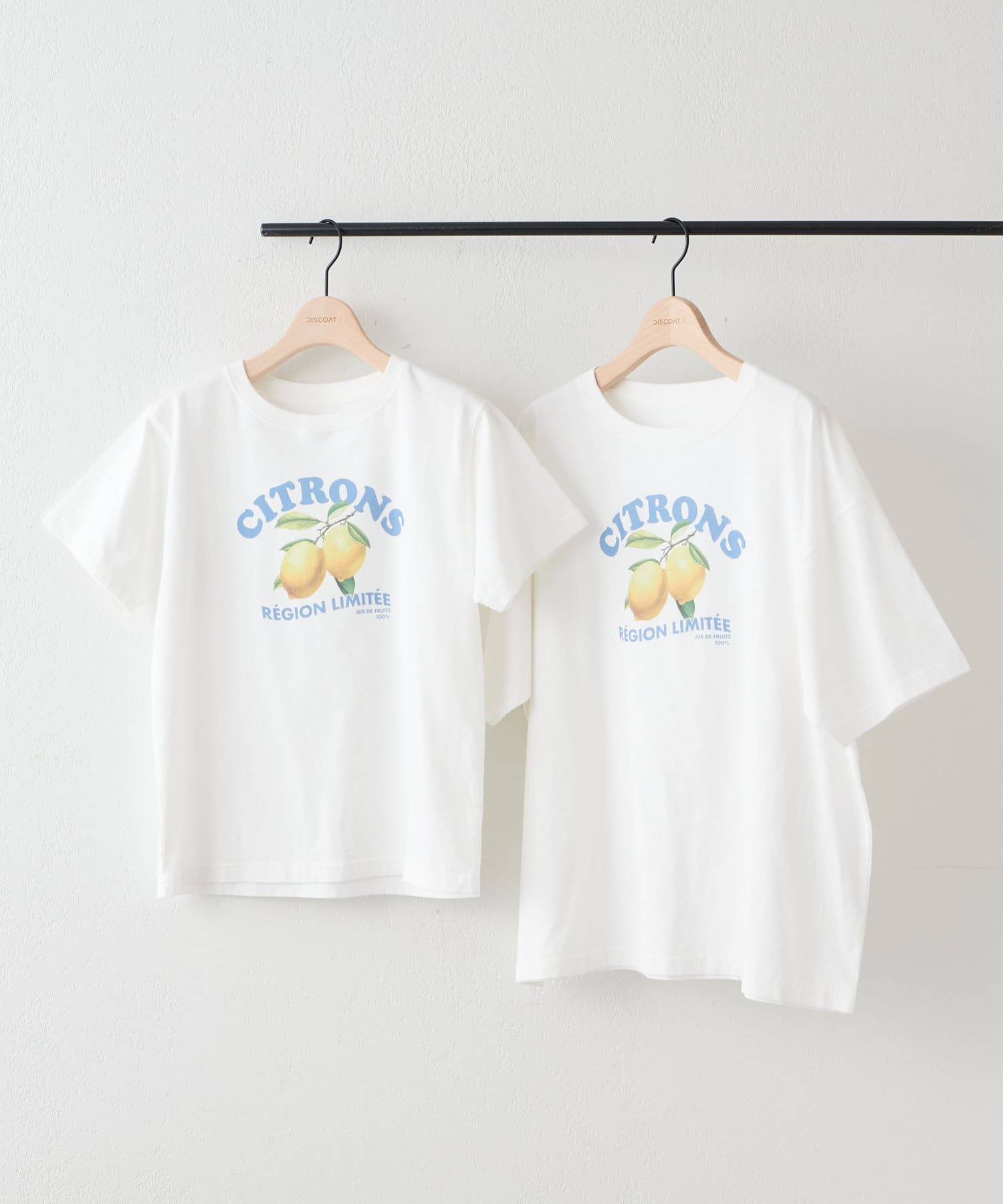 DISCOAT(ディスコート) 【ユニセックス】レモングラフィックTシャツ《WEB限定カラーあり》