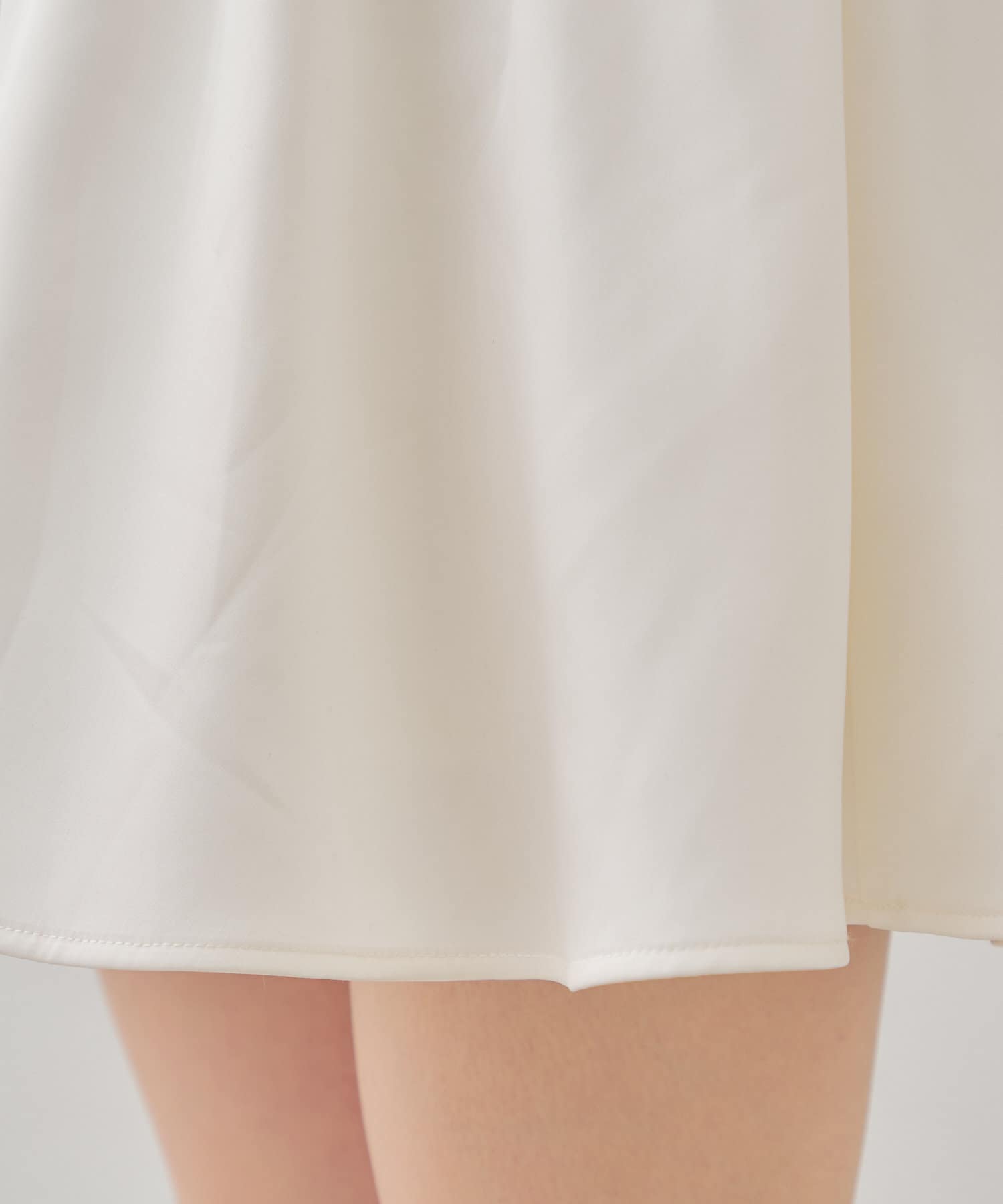 OUTLET(アウトレット) 【Chico】ボリュームフレアサテンライクミニスカート