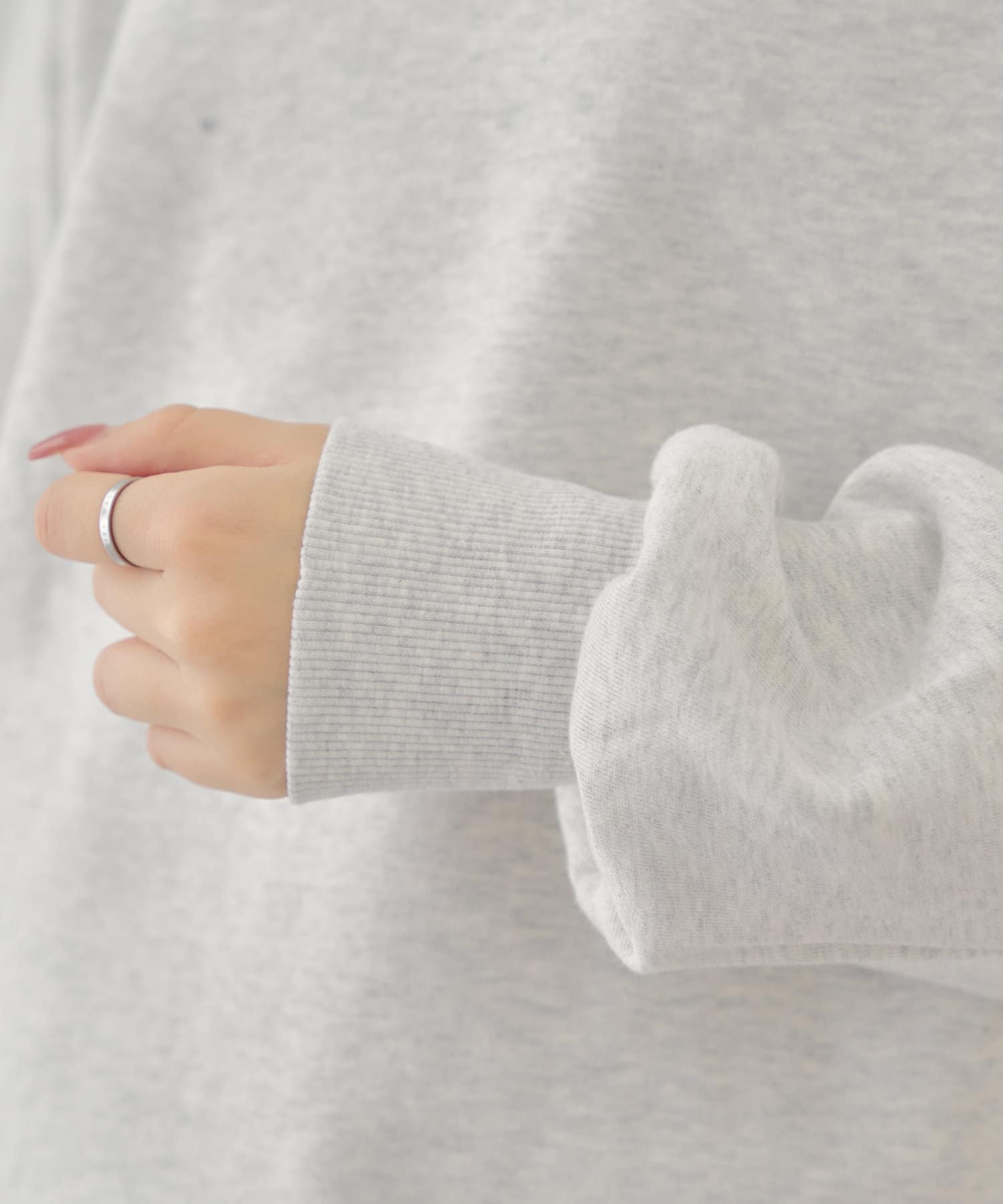 OUTLET(アウトレット) 【Chico】胸刺繍ロゴスウェット