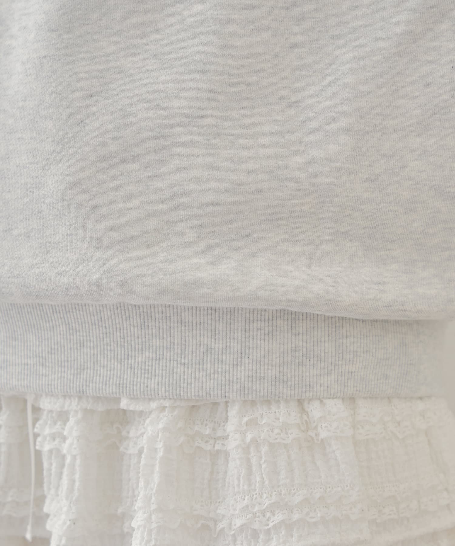 OUTLET(アウトレット) 【Chico】胸刺繍ロゴスウェット