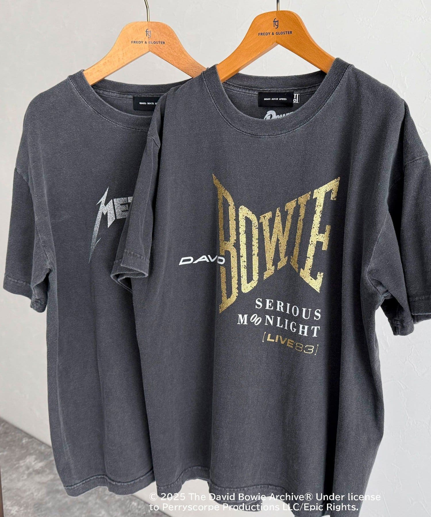 FREDY & GLOSTER(フレディ アンド グロスター) 【GOOD ROCK SPEED】BANDグリッタープリント半袖Tシャツ