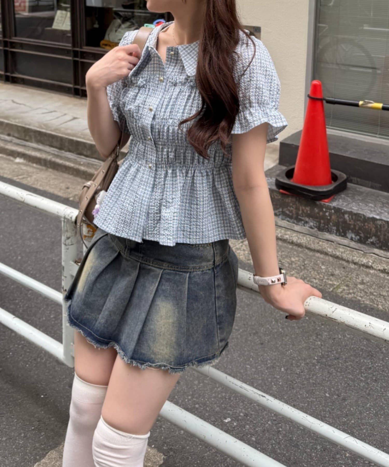 NICE CLAUP / OLIVE des OLIVE OUTLET(ナイスクラップ  / オリーブ デ オリーブ アウトレット) 累計売上1.5万枚突破！【RMAF】【韓国風コーデ叶う!】シャーリング衿付ブラウス