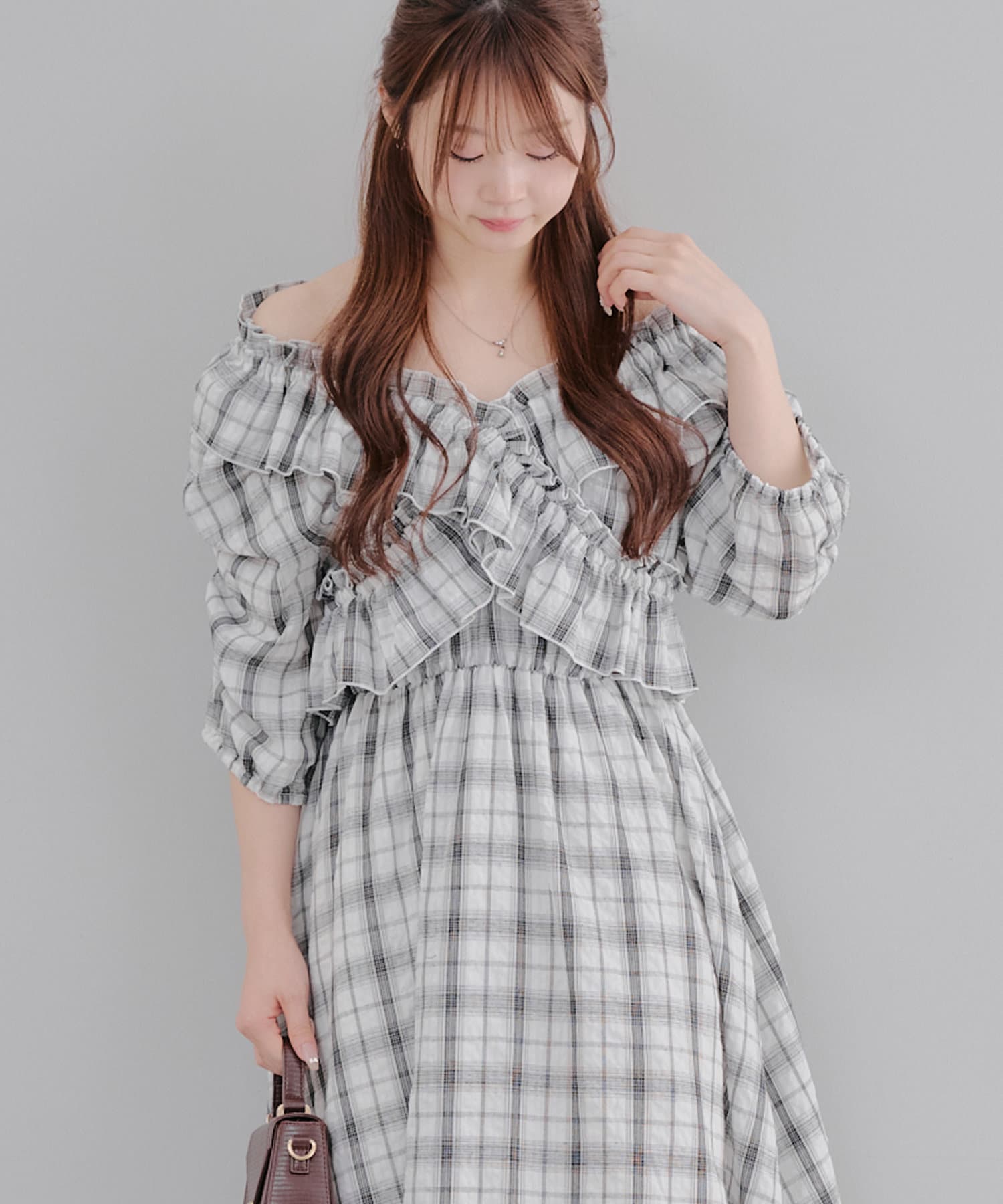 NICE CLAUP / OLIVE des OLIVE OUTLET(ナイスクラップ  / オリーブ デ オリーブ アウトレット) 【一枚でレディなきこなしに】クロス衿ワンピ