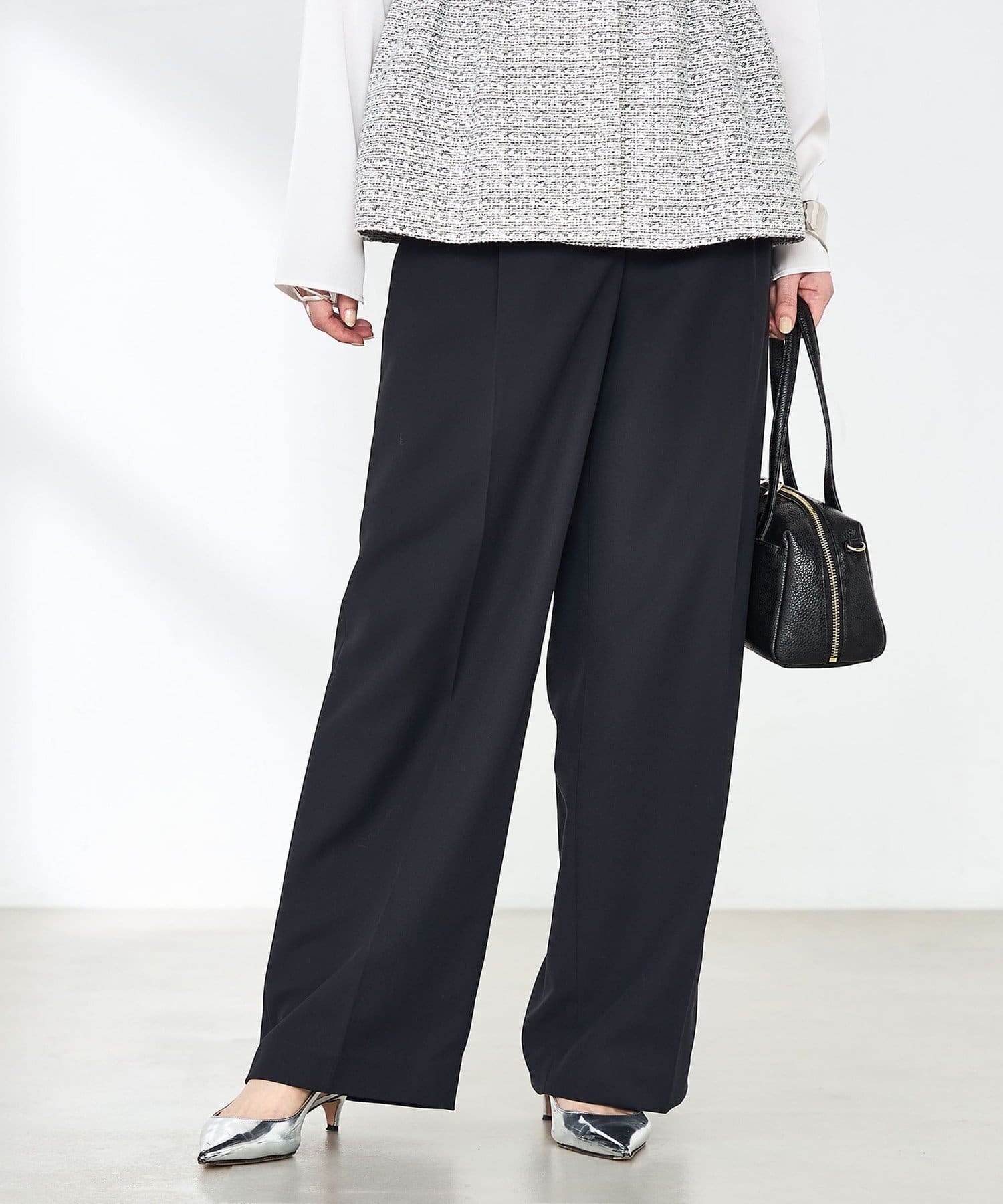 ◇25SS◇NOLLEY'S◆Point・オンオフ活躍するきれいめワイドパンツ・天然素材を交織したハイブリッド合繊を使用・綿ならではの柔らかでドライな風合いを持った新たな素材・リサイクルポリ