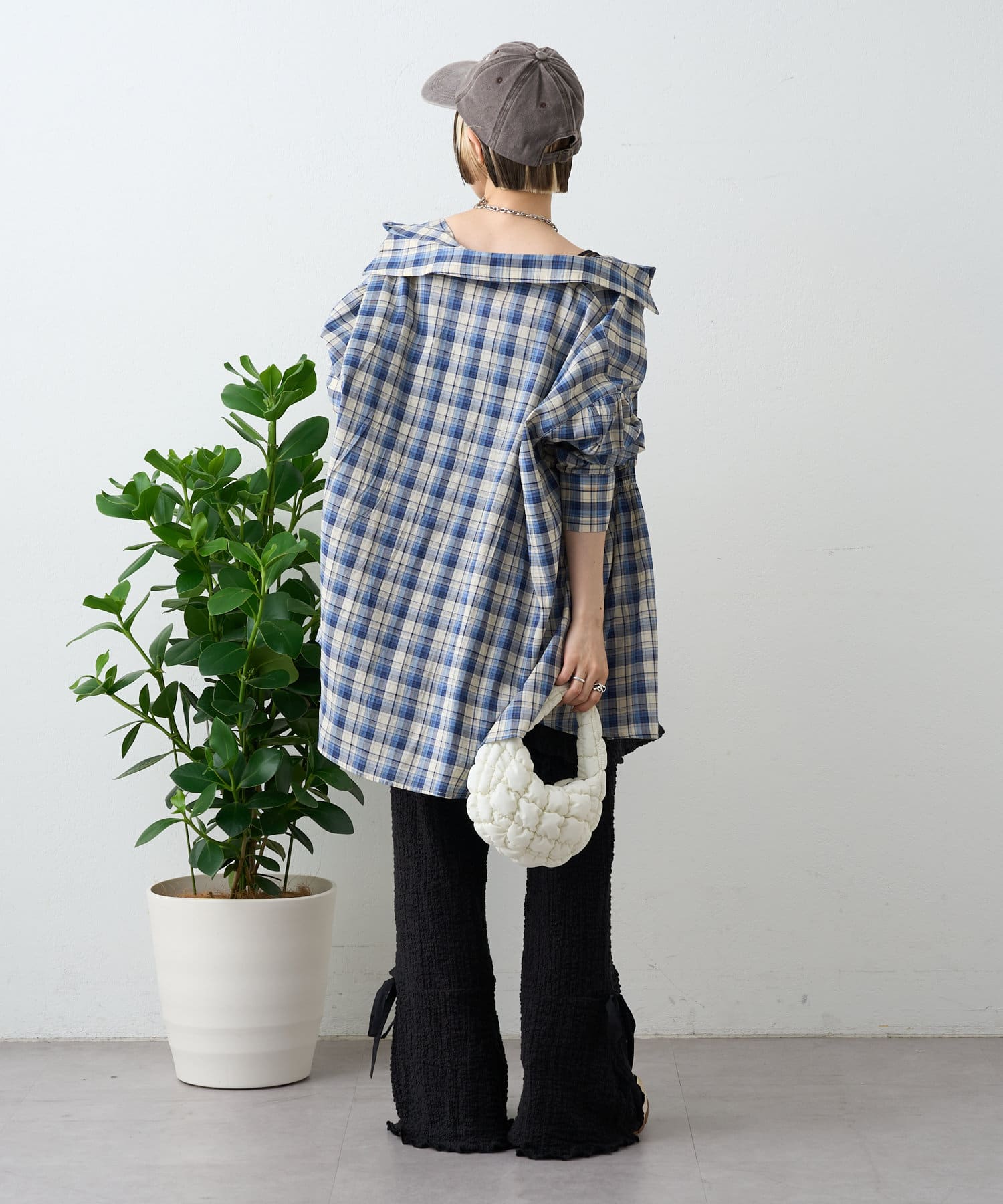 w closet(ダブルクローゼット) 【パンツ２サイズ展開】しぼキャミフレアパンツSET