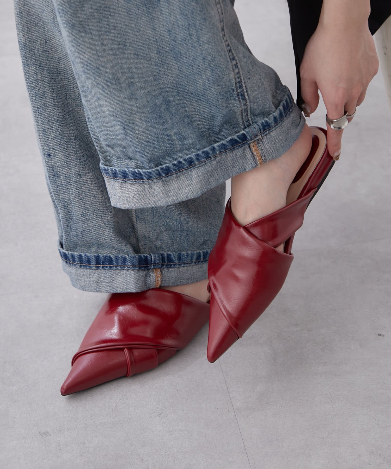 カシュクールデザイン ポインテッドトゥパンプス 2色 セヴン トゥエルヴ サーティ SEVEN TWELVE THIRTY LovelyWalk