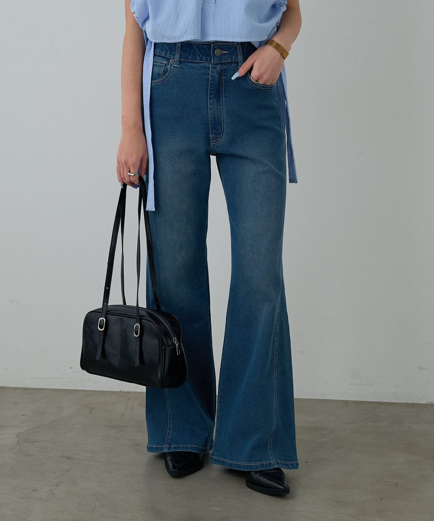 -goocy-(グーシー) 【SNSでバズった！！】ストレッチフレアデニムパンツ