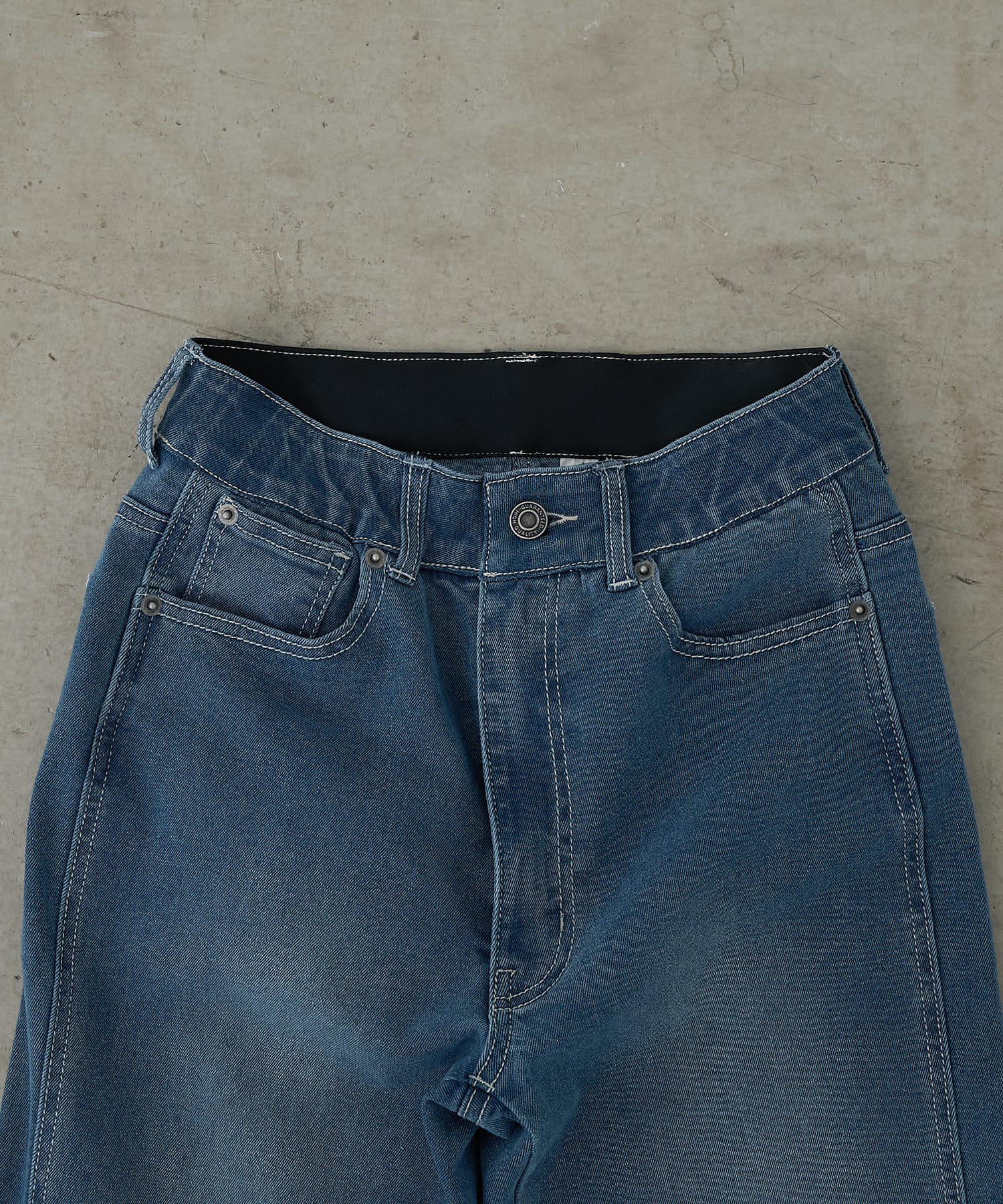 -goocy-(グーシー) 【SNSでバズった！！】ストレッチフレアデニムパンツ