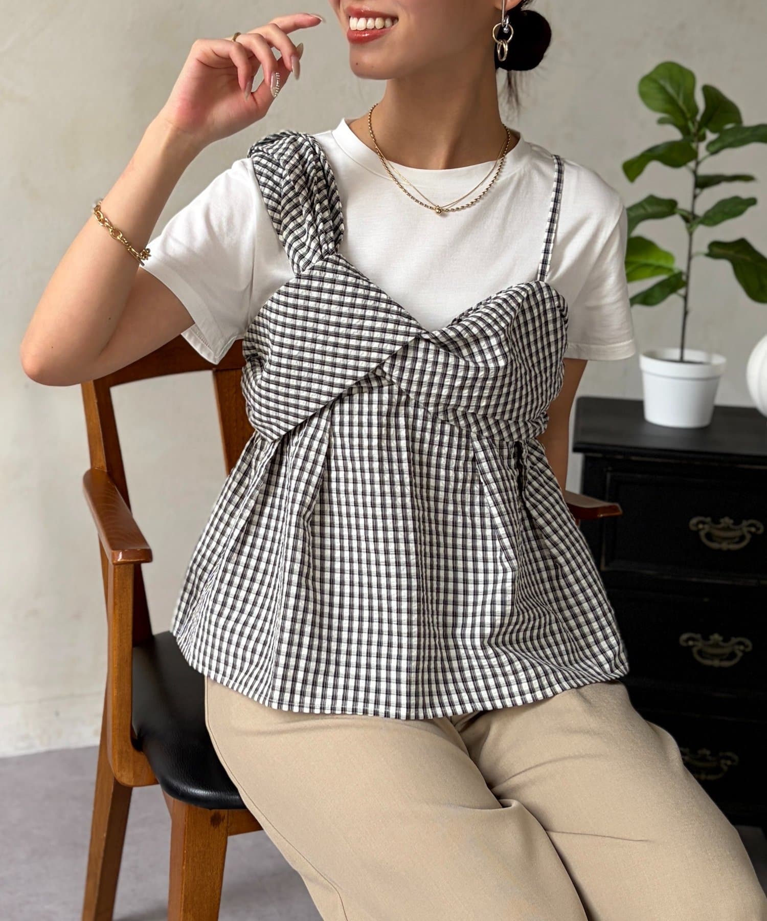 Chez toi(シェトワ) ビスチェ見えドッキングプルオーバー