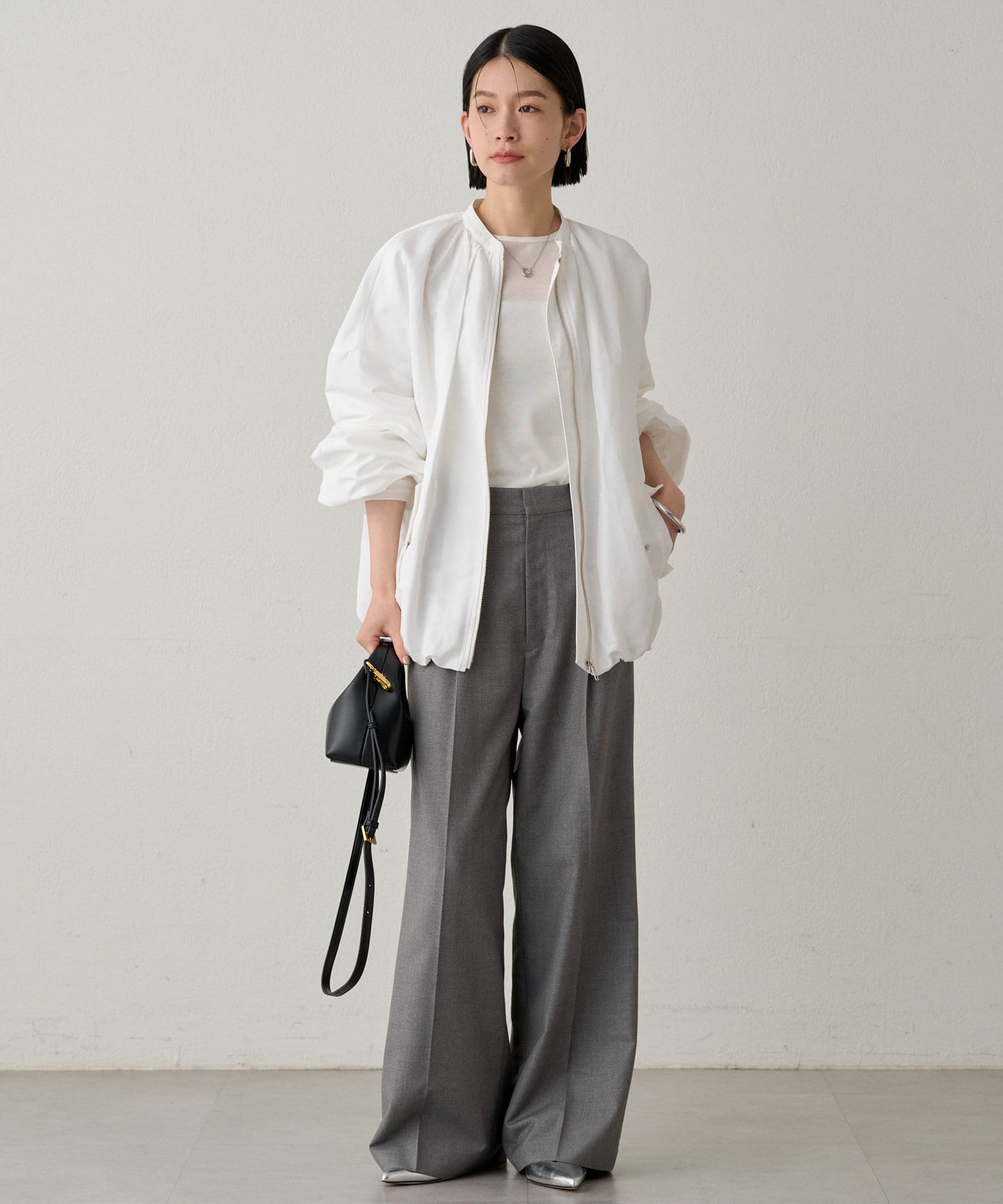 新品未使用タグ付き　ラウンジドレス　ボリュームブルゾン ボリュームブルゾン | LOUNGEDRESS(ラウンジドレス)レディース